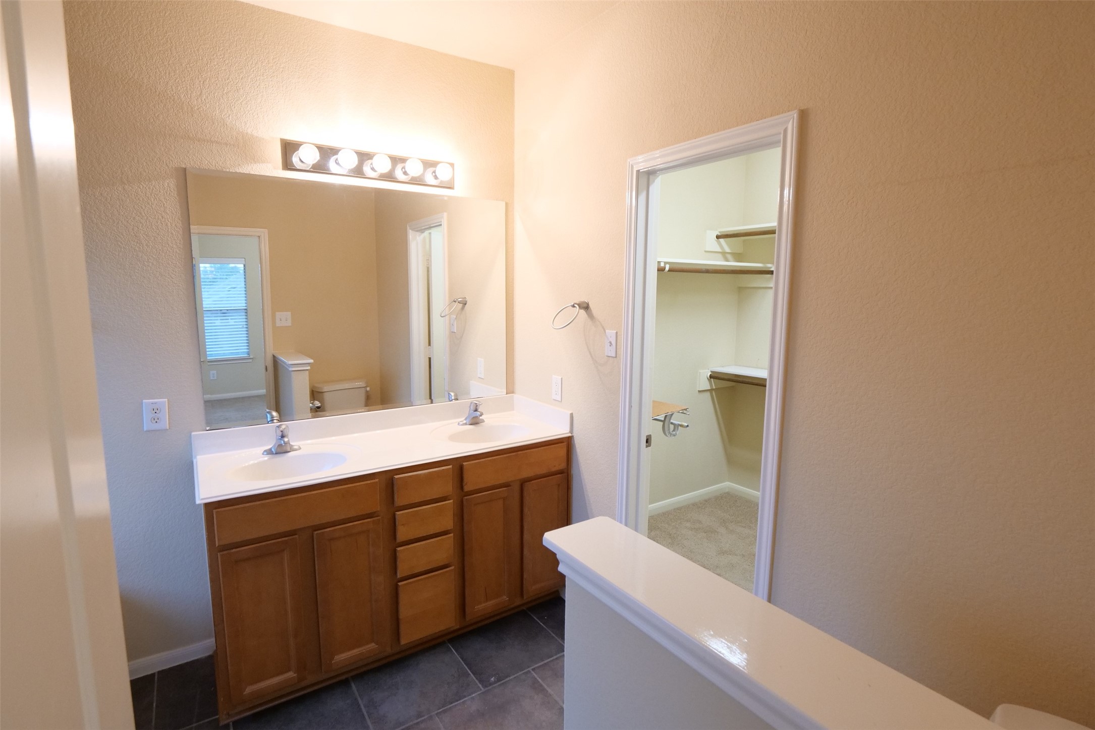 26427 Longview Creek Property Photo 19