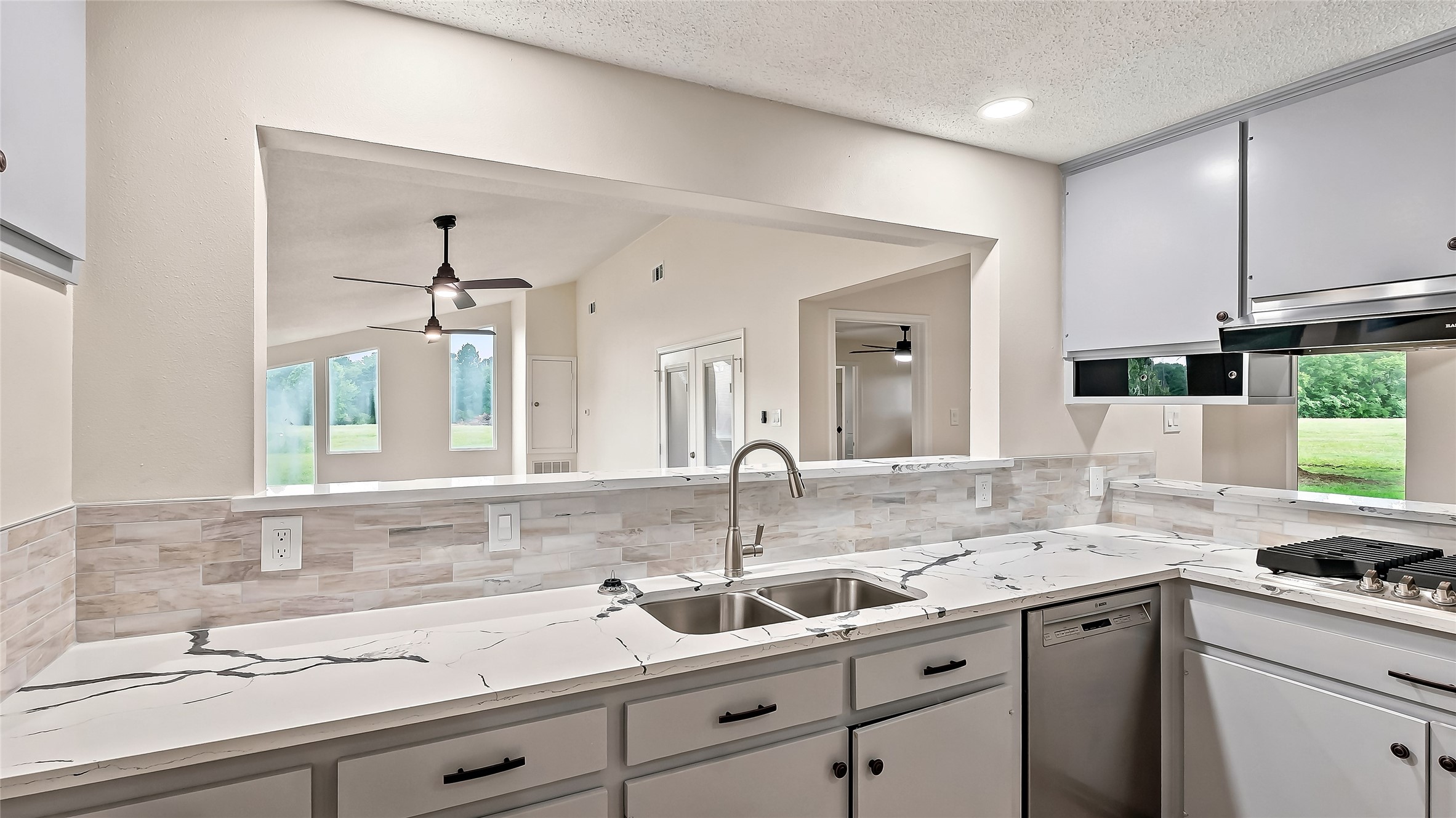 16121 Fm 2620 Road Property Photo 15
