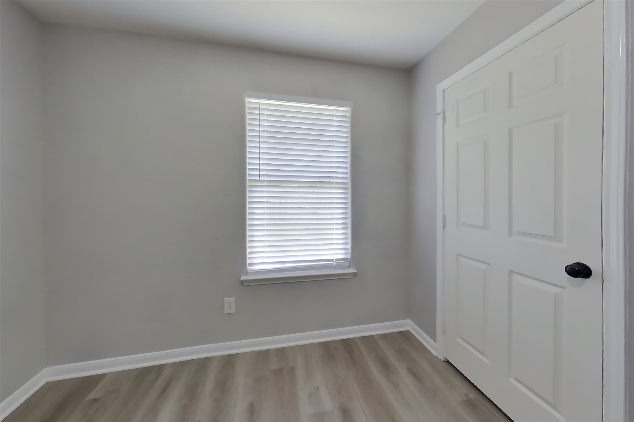 10951 Royal Forest Drive Property Photo 12