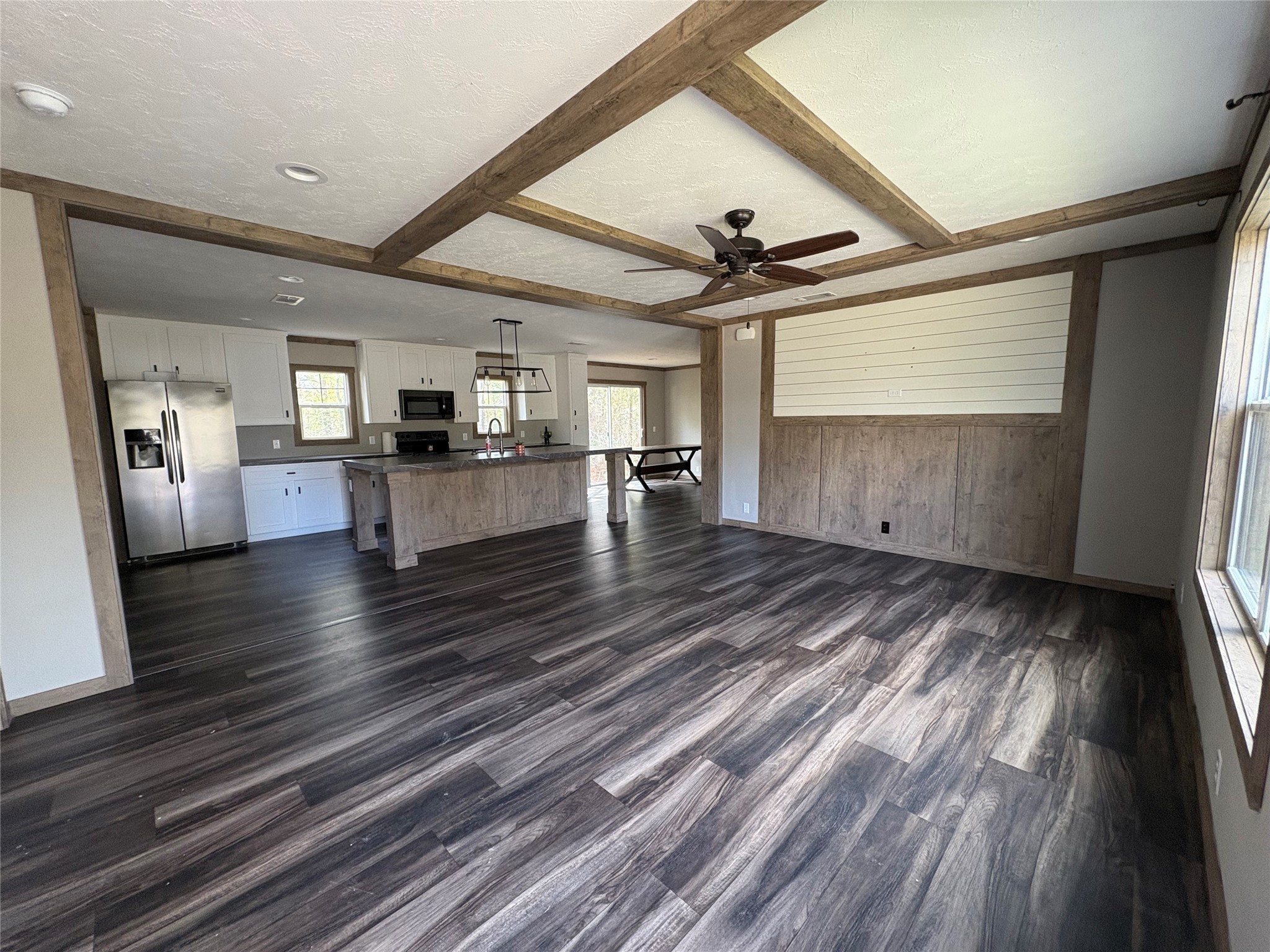 13585 Mesa Ln Property Photo 1