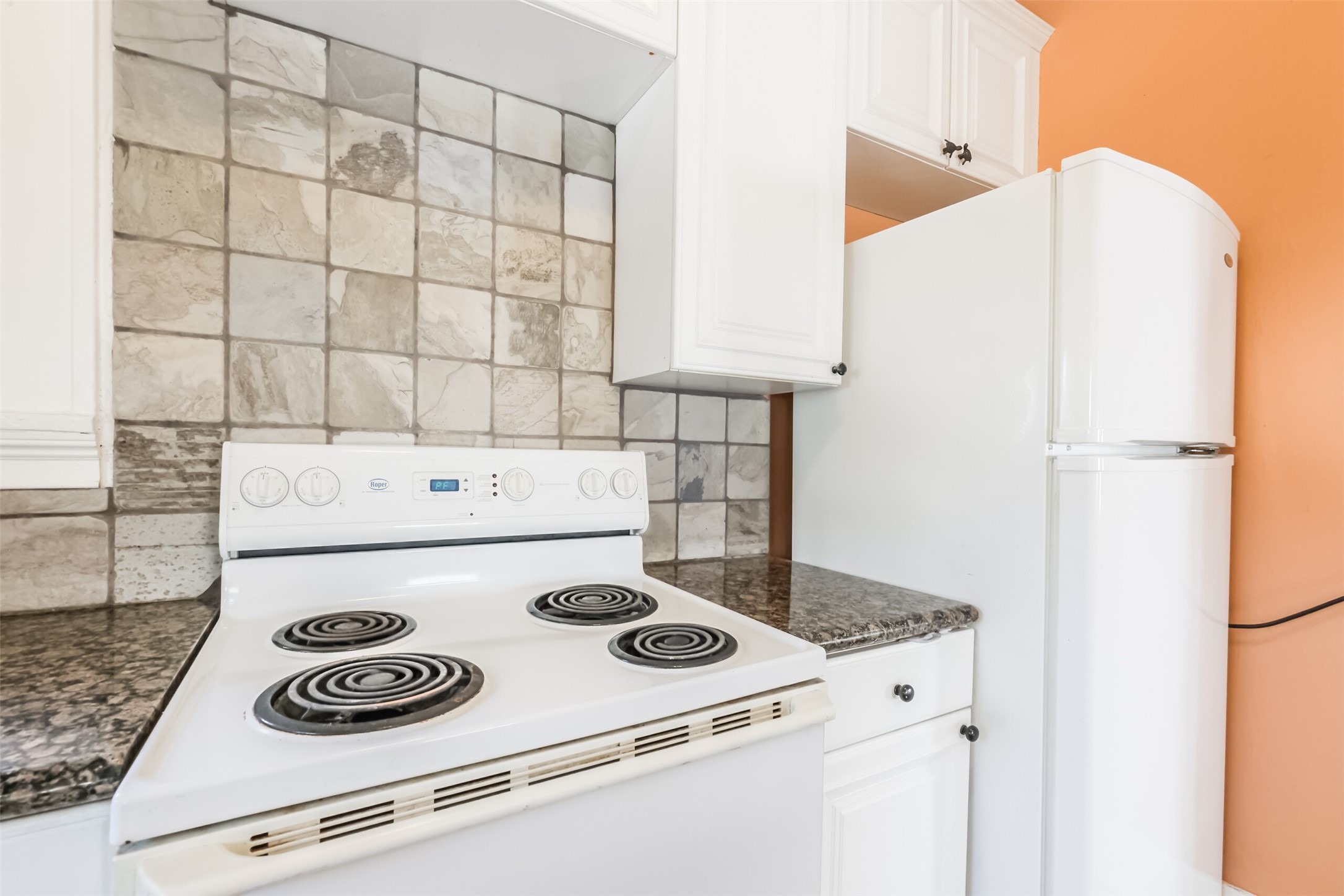 1716 Richmond Avenue 2 Property Photo 8