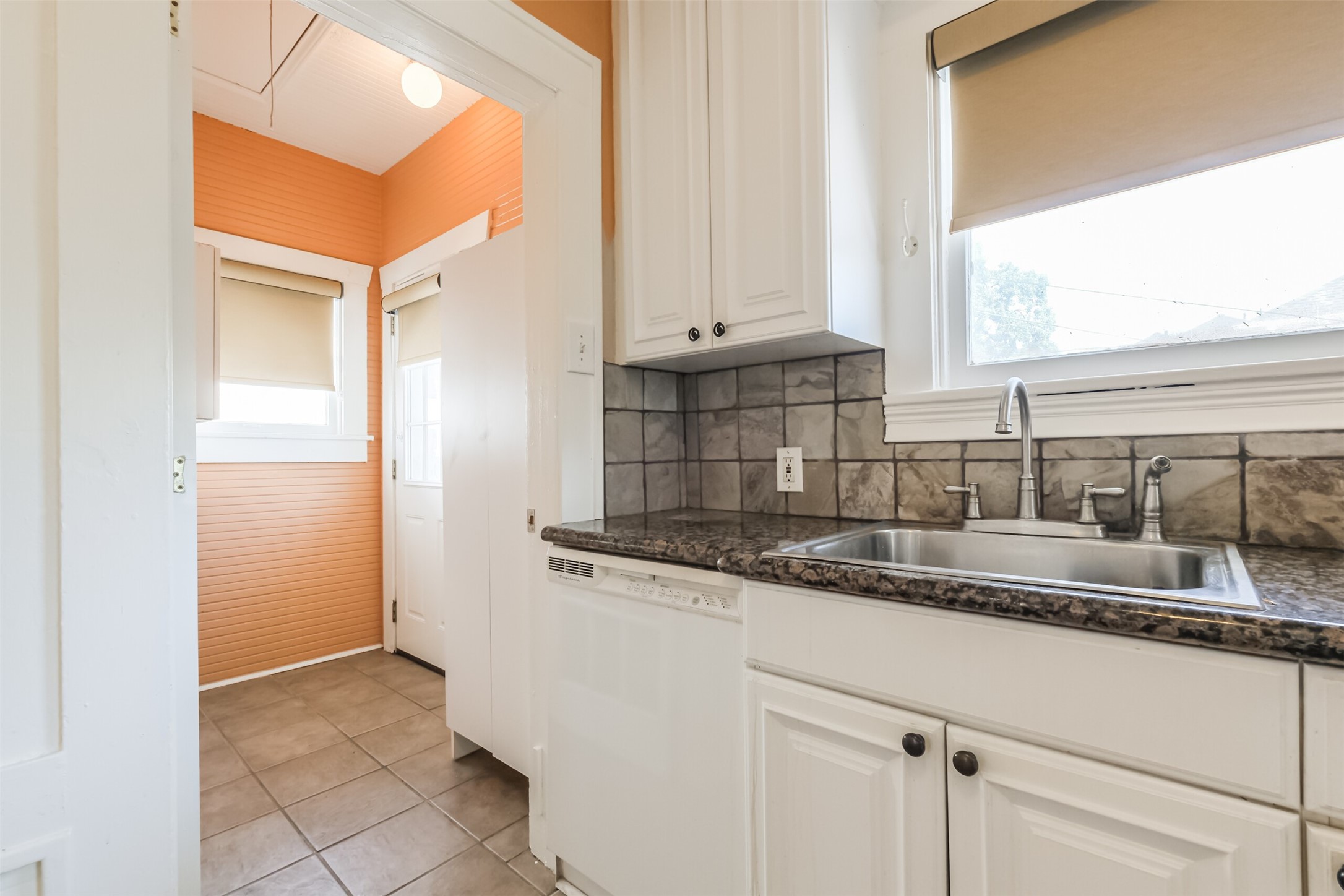 1716 Richmond Avenue 2 Property Photo 9
