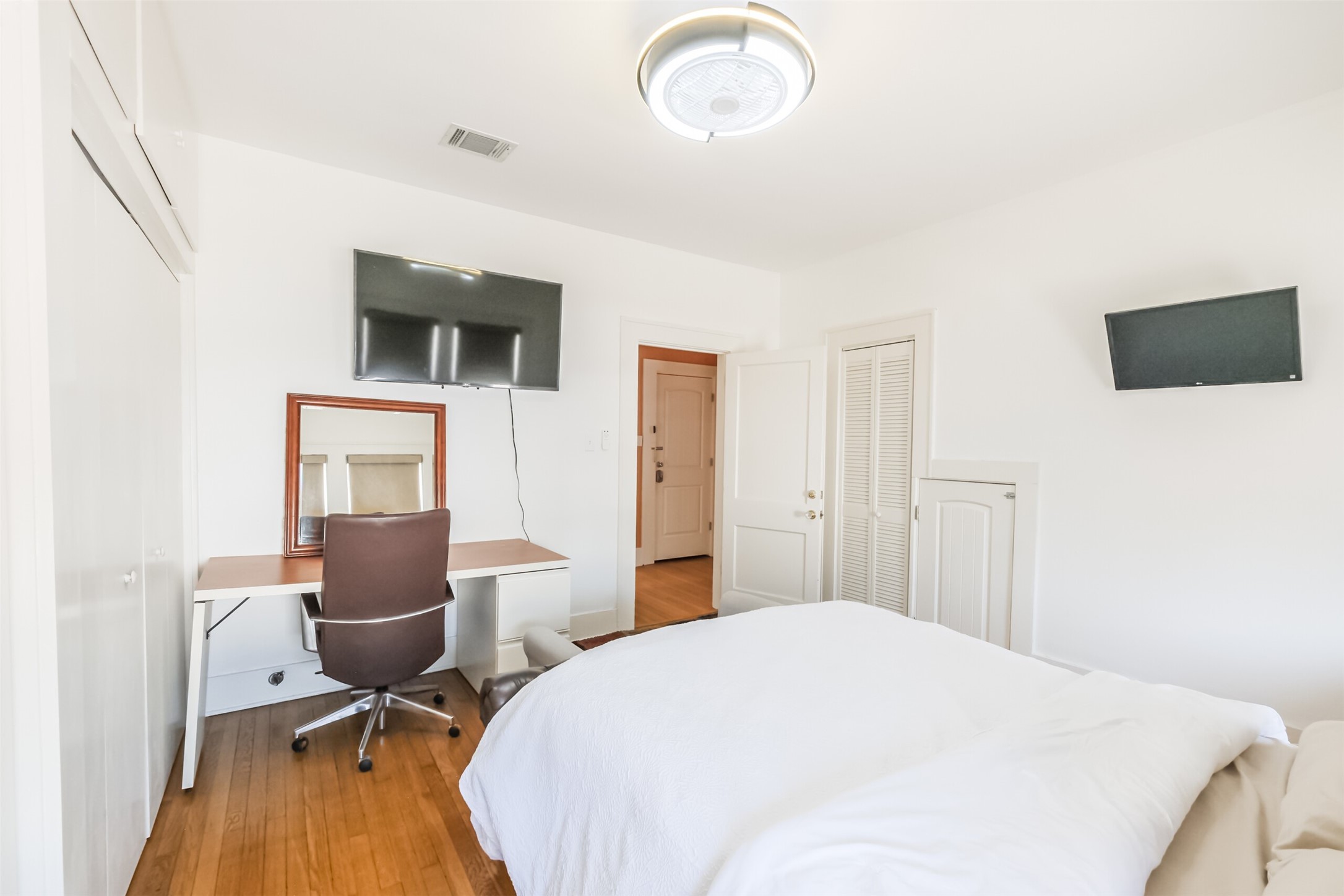 1716 Richmond Avenue 2 Property Photo 13