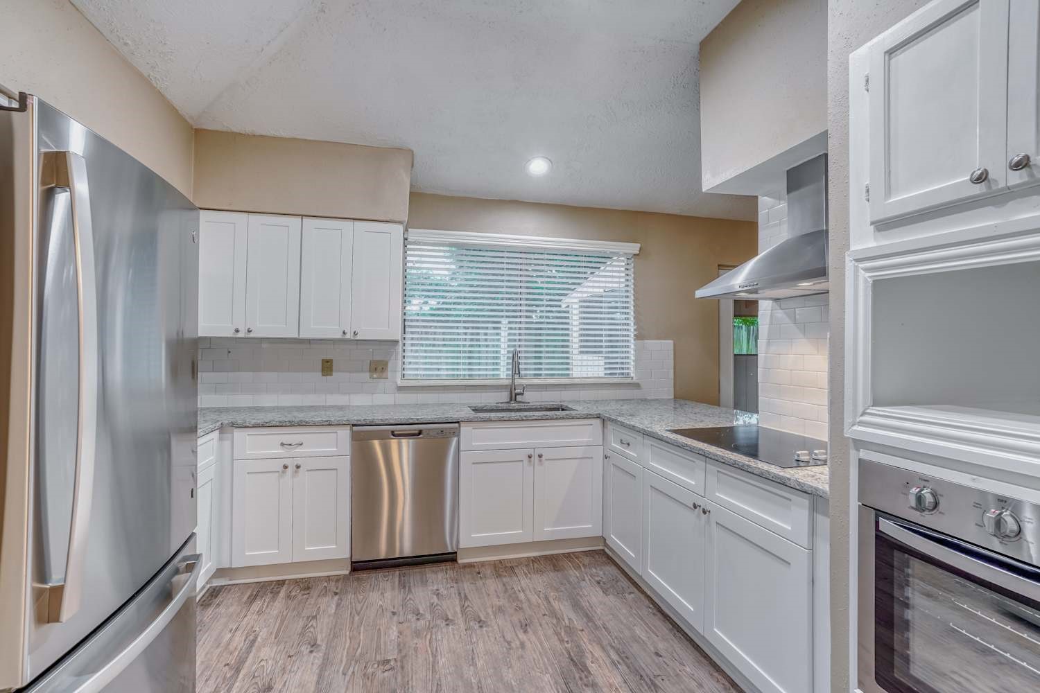 10579 Twilight Moon Drive Property Photo 6