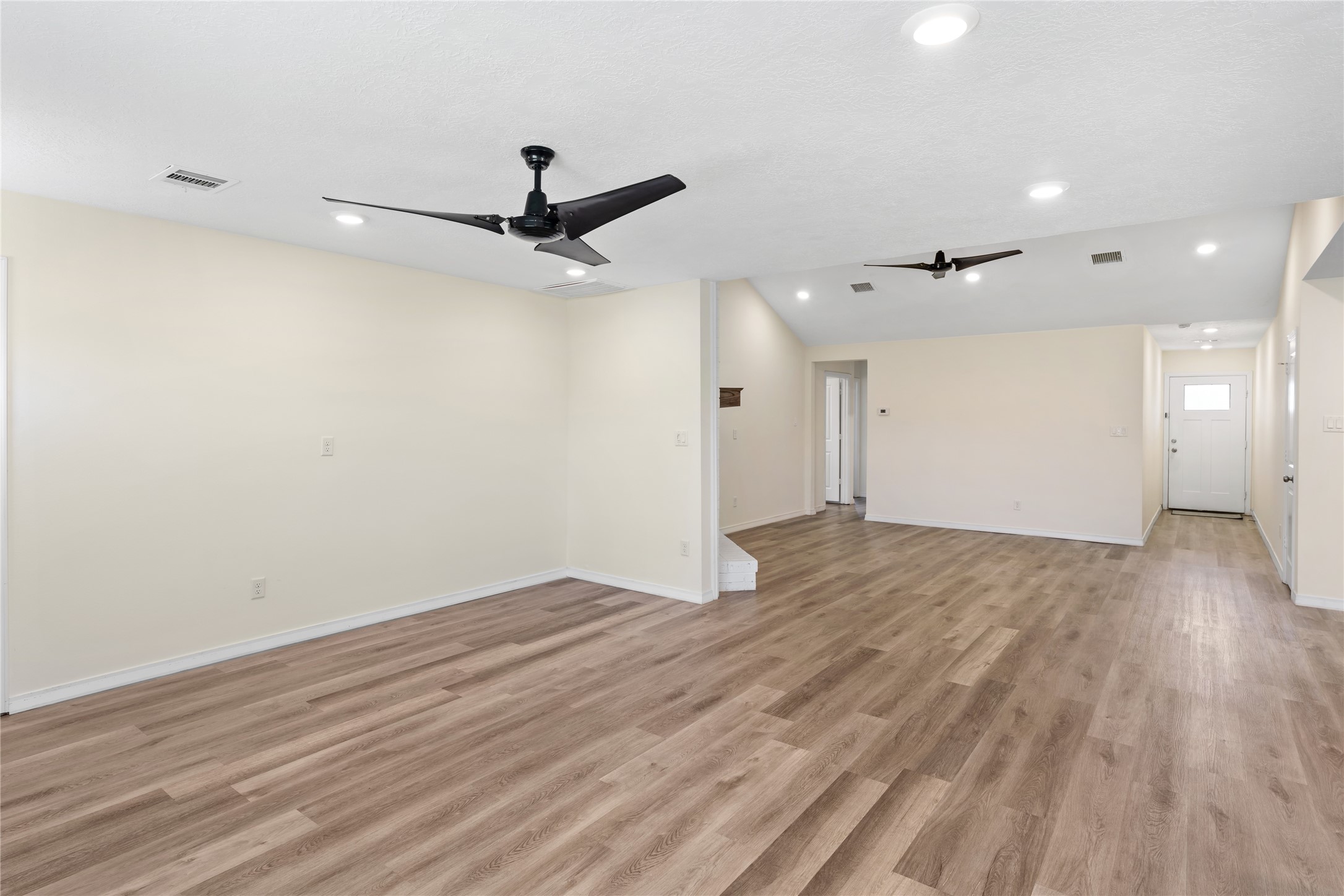 4602 Sheffield Court Property Photo 12
