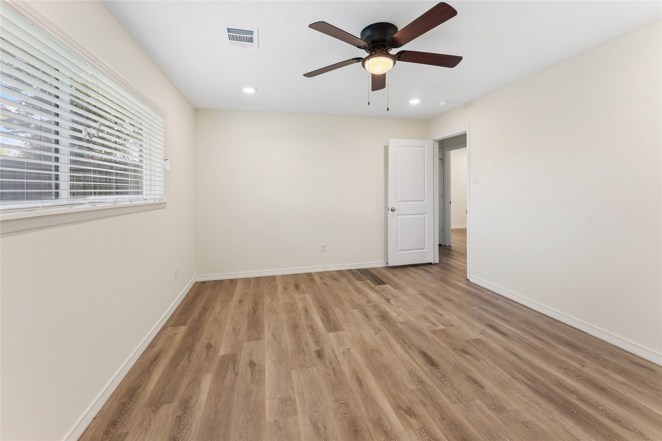 4602 Sheffield Court Property Photo 19