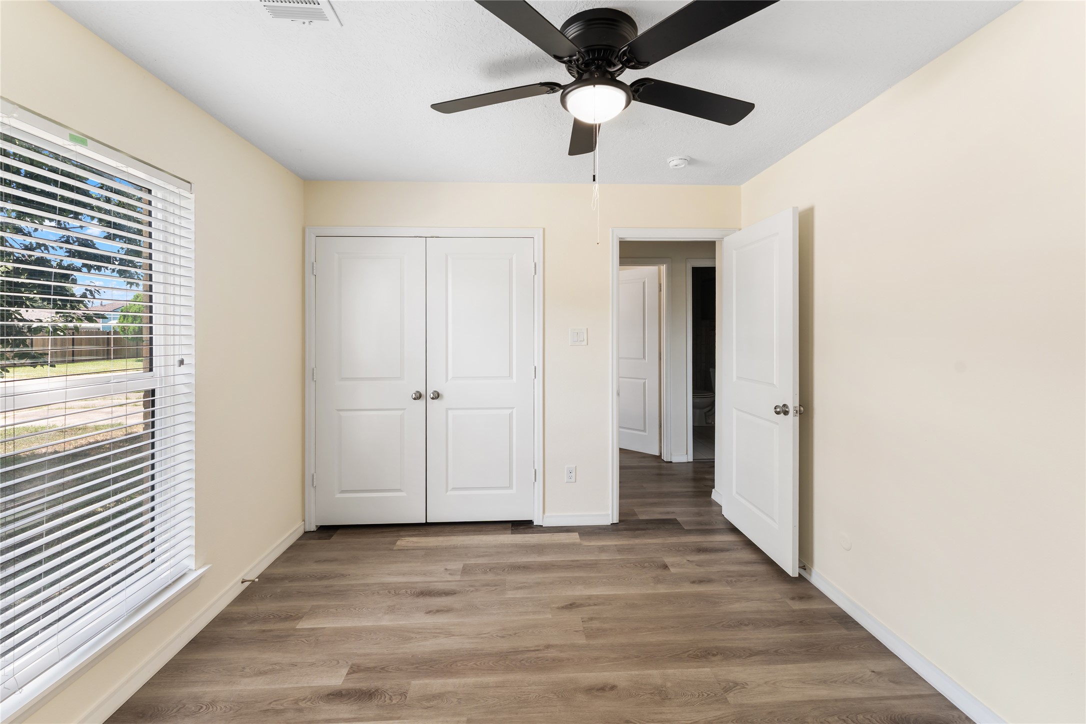 4602 Sheffield Court Property Photo 22