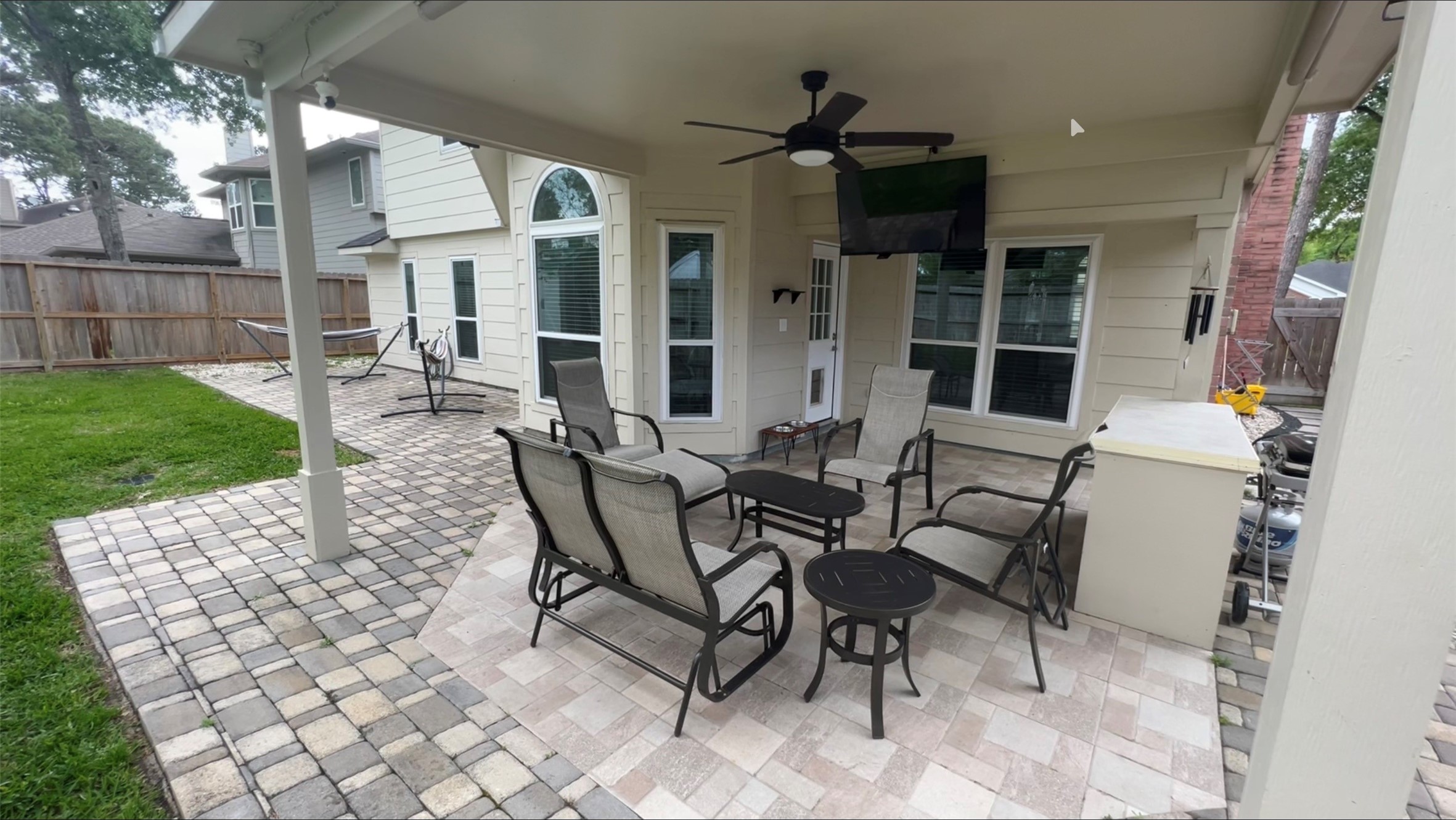 14218 Cypress Ridge Drive Property Photo 2