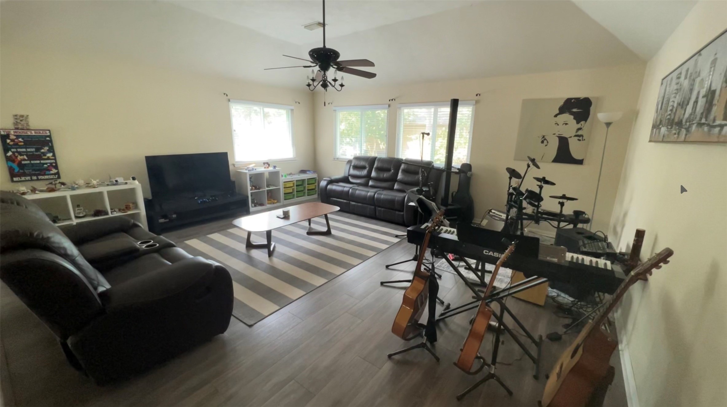 14218 Cypress Ridge Drive Property Photo 5