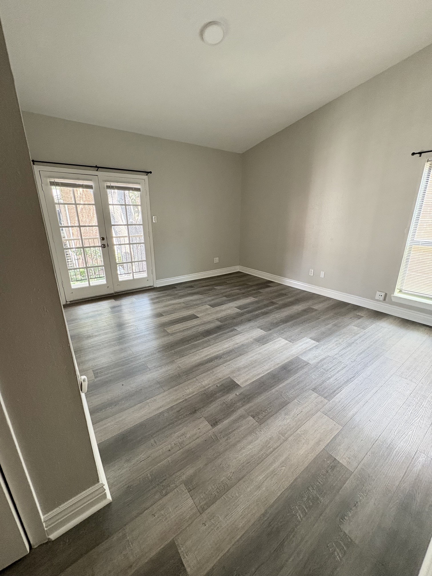 2001 Bering Drive 8d Property Photo 16
