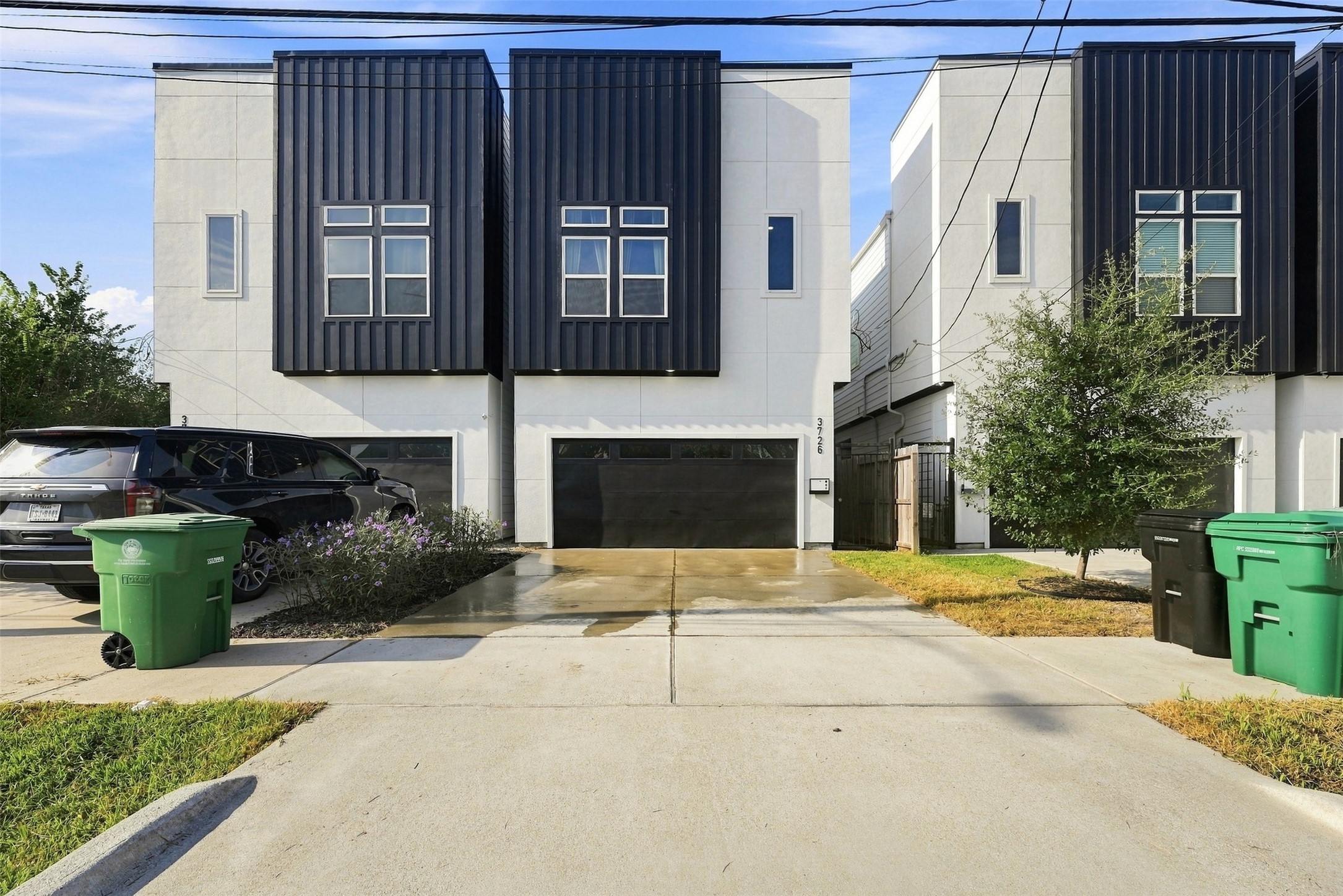 3726 Noah Street Property Photo 1