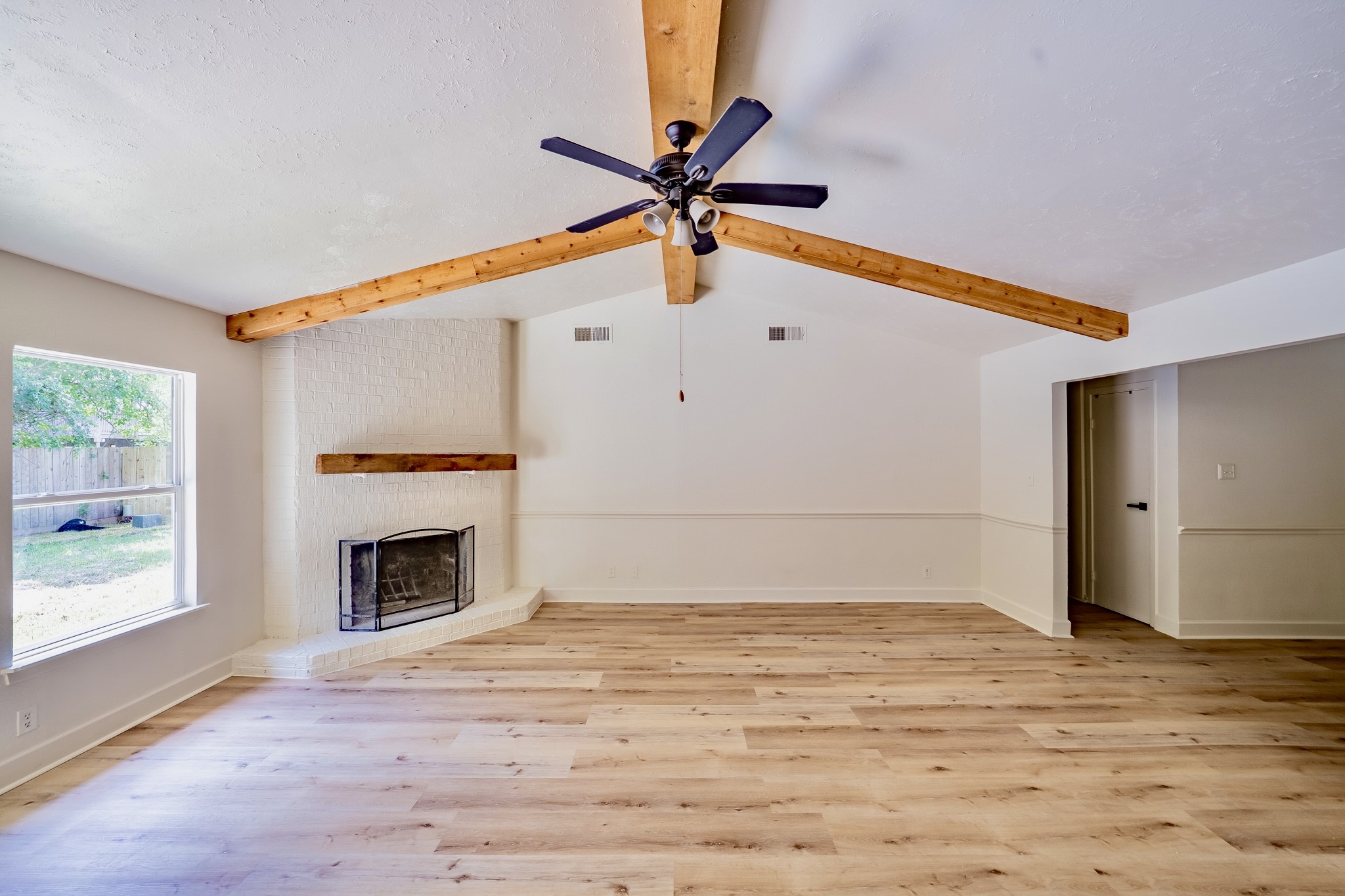 2338 Cades Cove Drive Property Photo 10