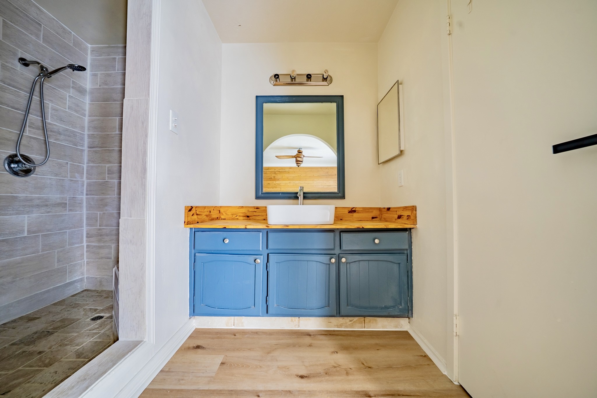 2338 Cades Cove Drive Property Photo 15