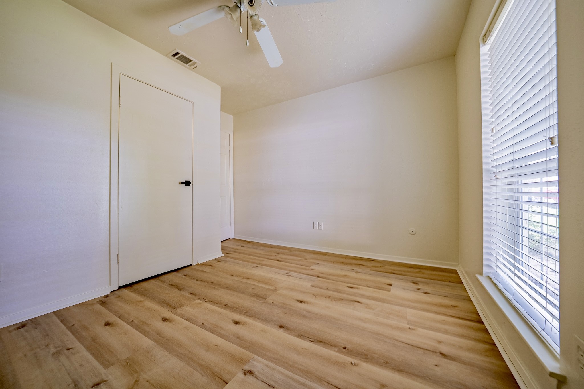 2338 Cades Cove Drive Property Photo 18
