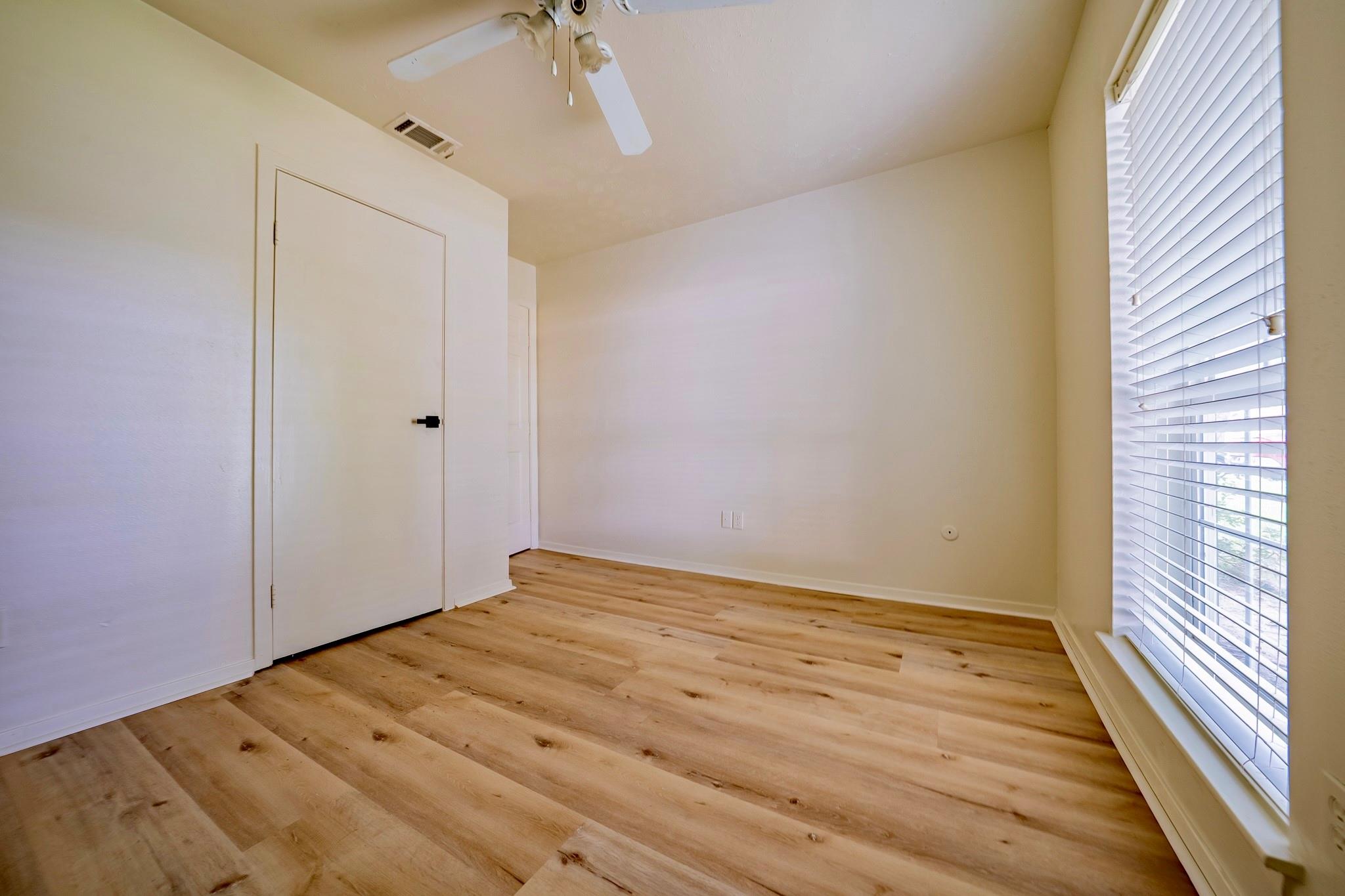 2338 Cades Cove Drive Property Photo 18