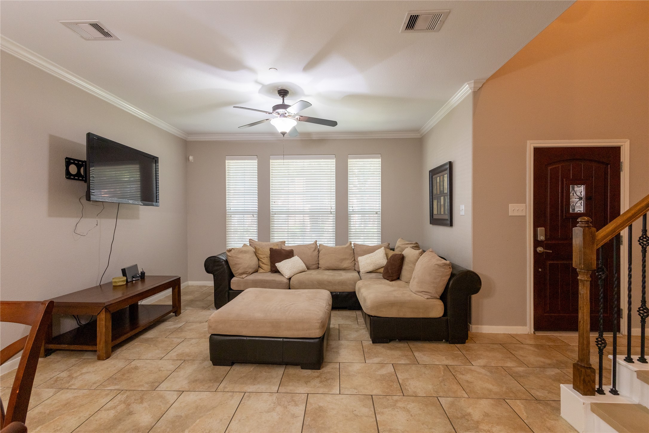 27 Umbria Lane Property Photo 6