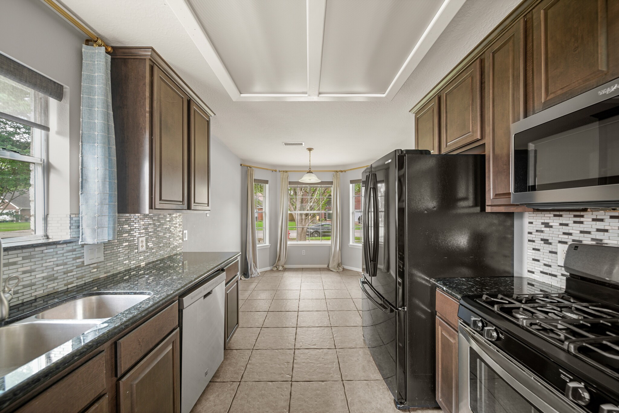 1242 Hunter Wood Drive Property Photo 10