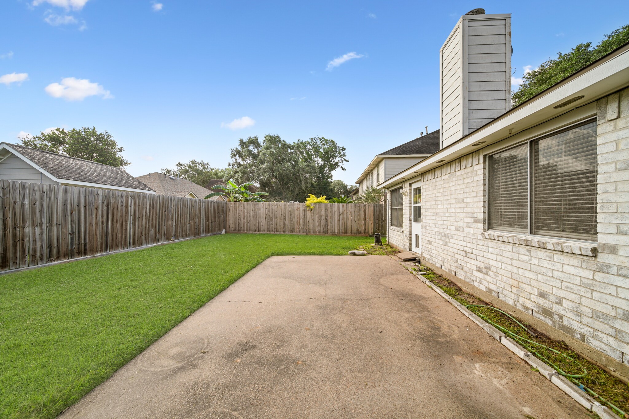 1242 Hunter Wood Drive Property Photo 17