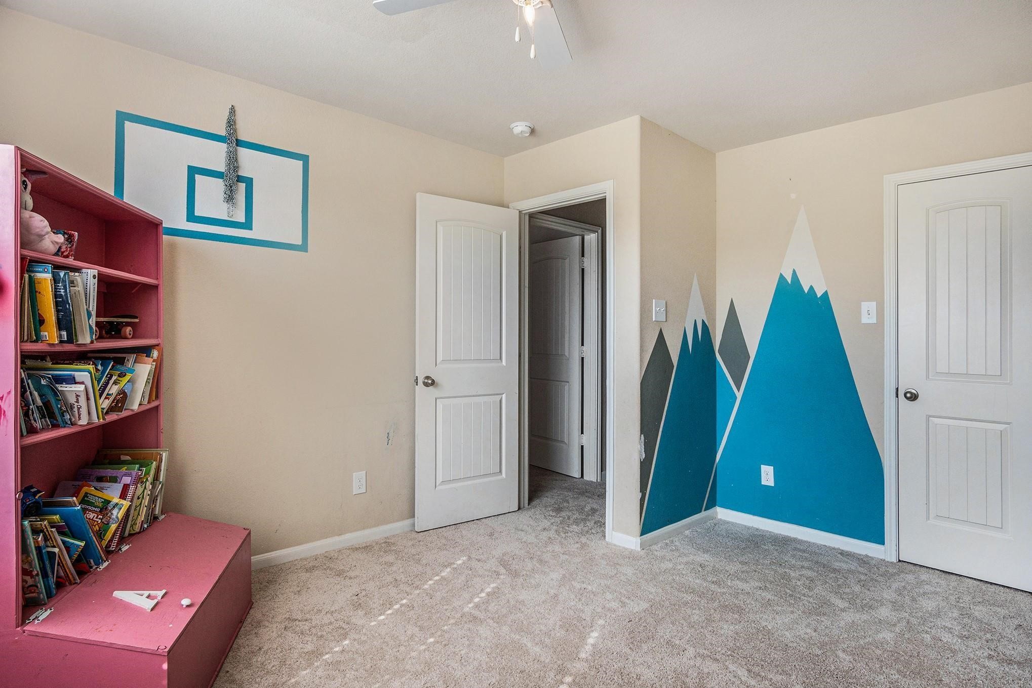 16915 Hatch Court Property Photo 6