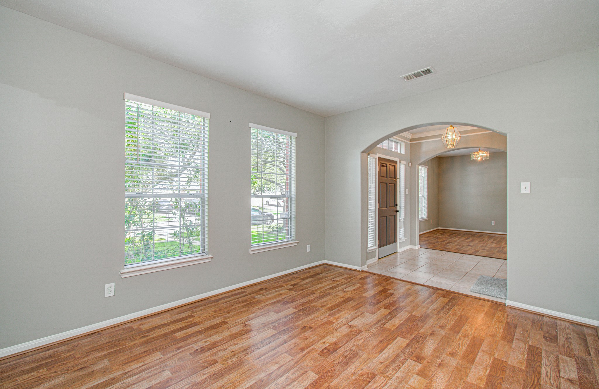 16639 Village View Trail Property Photo 6