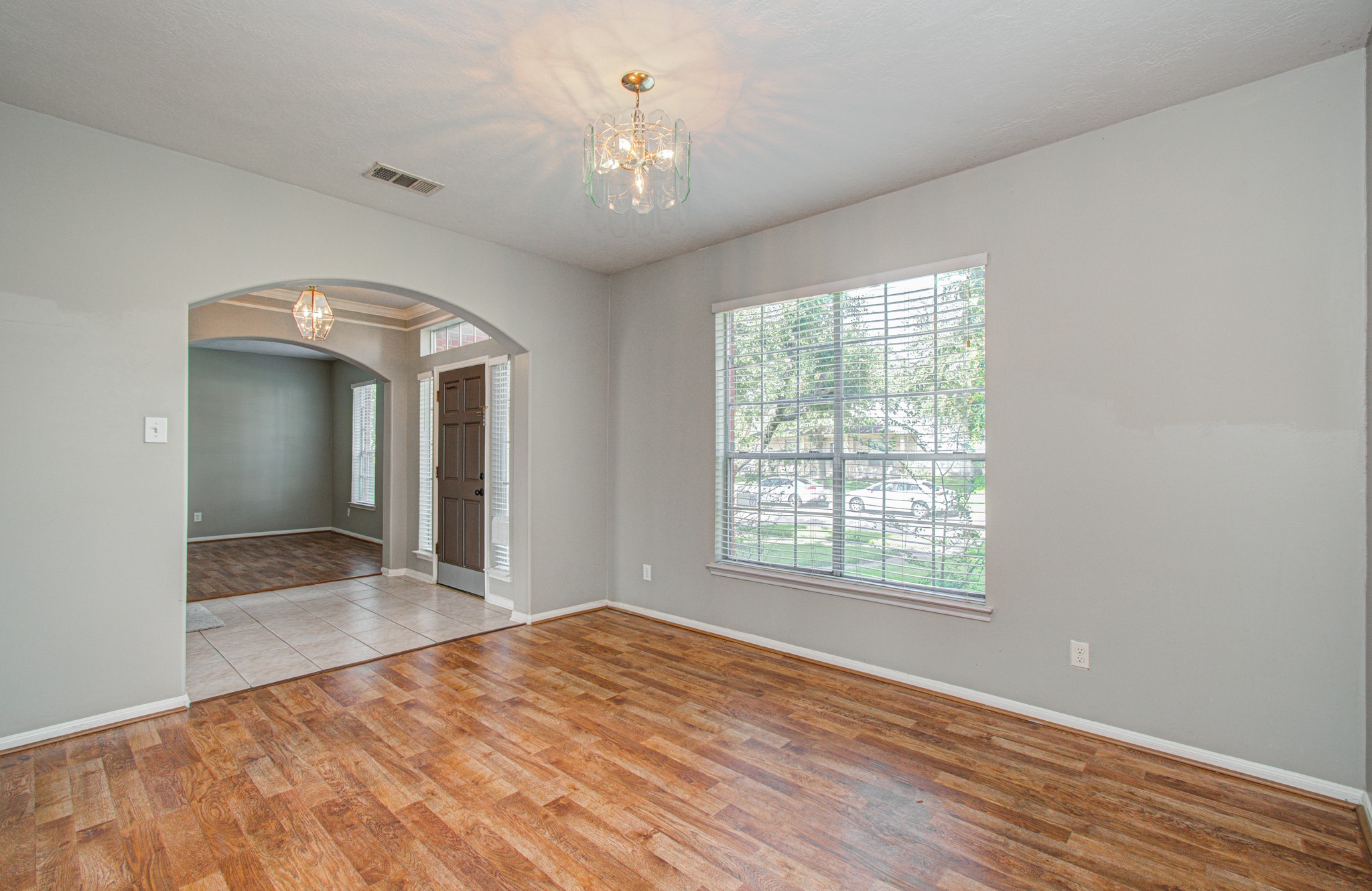 16639 Village View Trail Property Photo 8