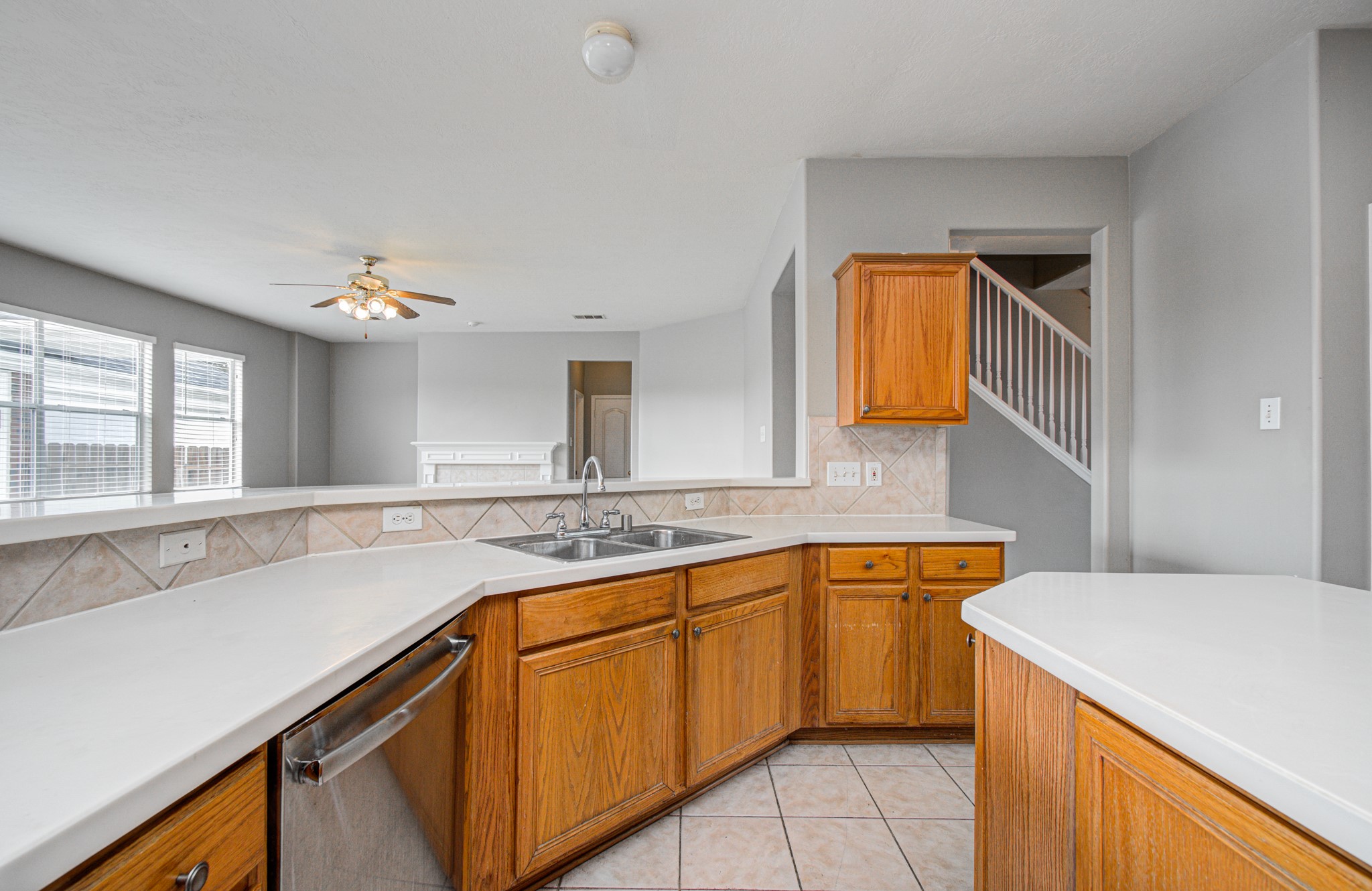 16639 Village View Trail Property Photo 18