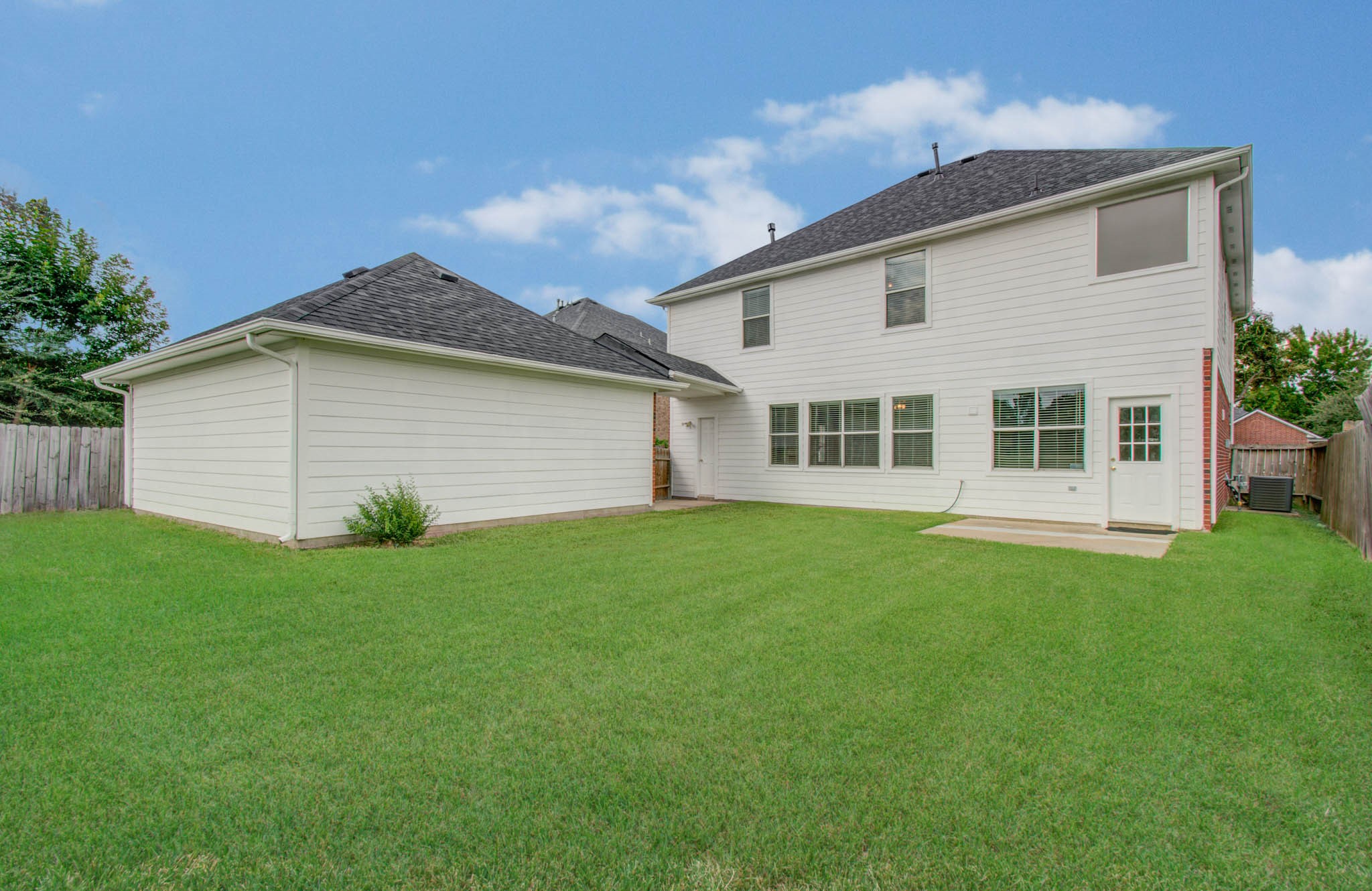 16639 Village View Trail Property Photo 42