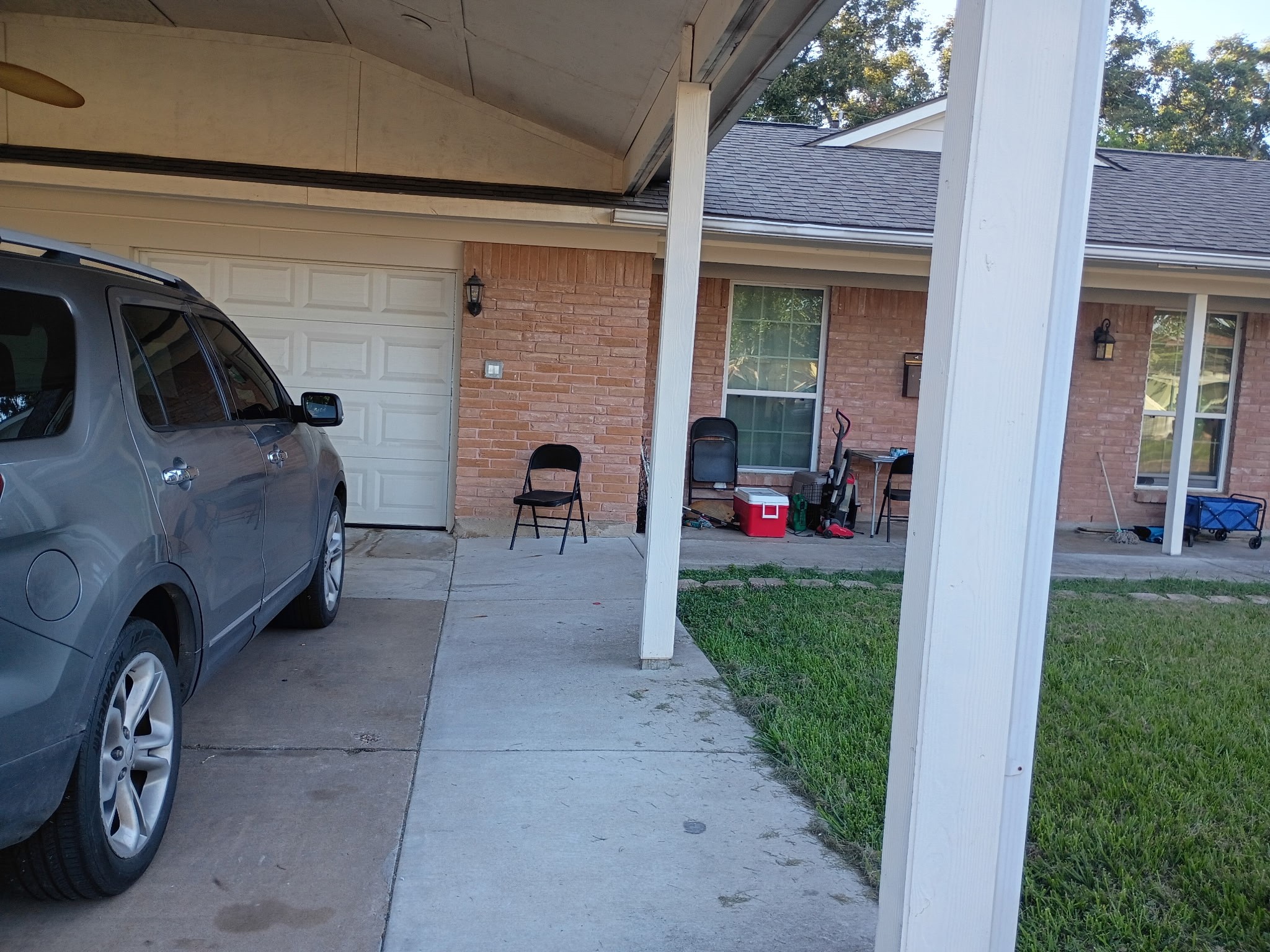 10323 Southport Drive Property Photo 1