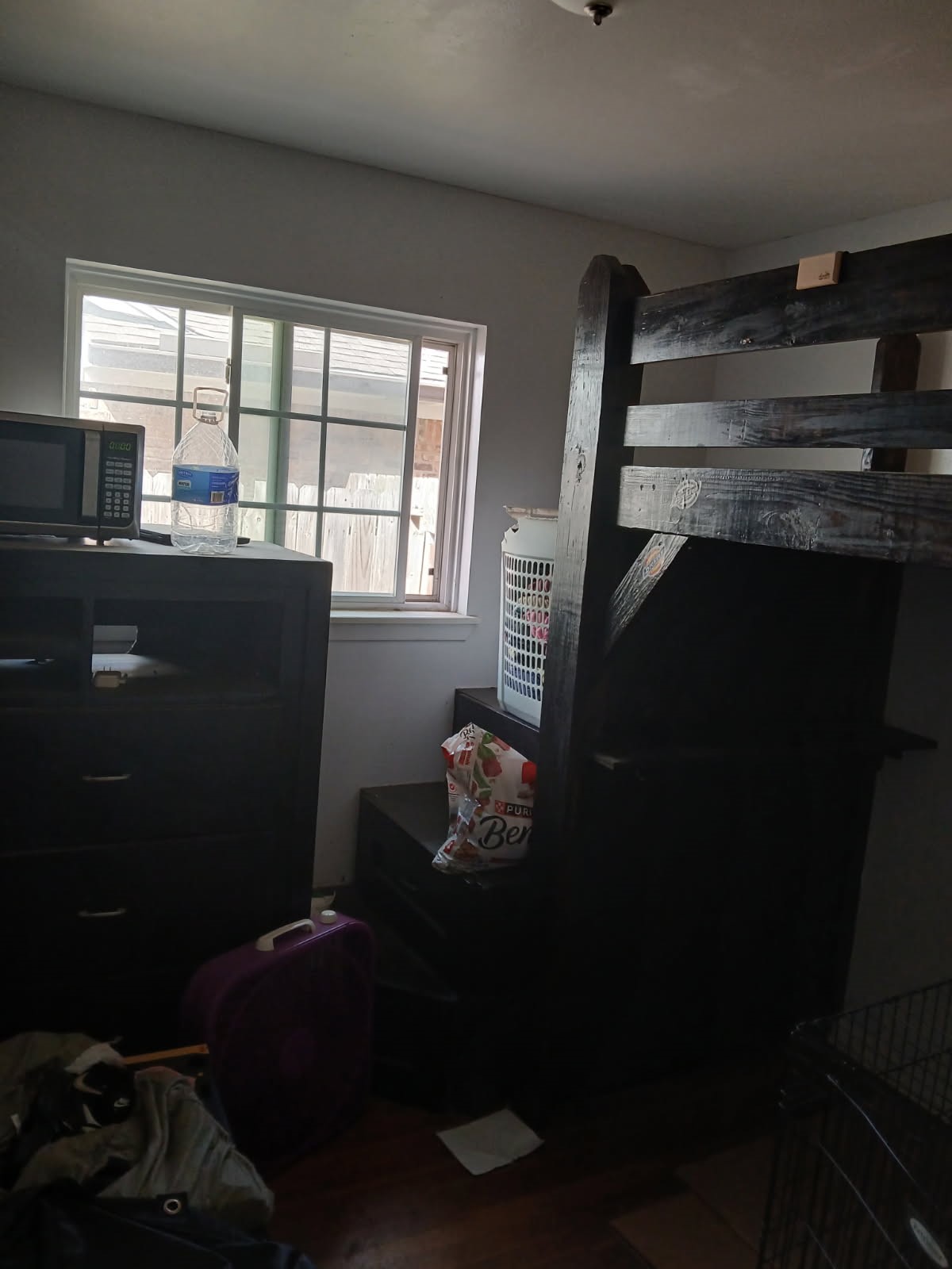 10323 Southport Drive Property Photo 3