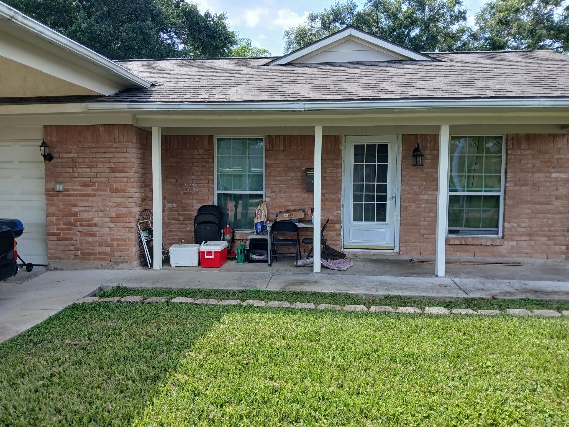 10323 Southport Drive Property Photo 6