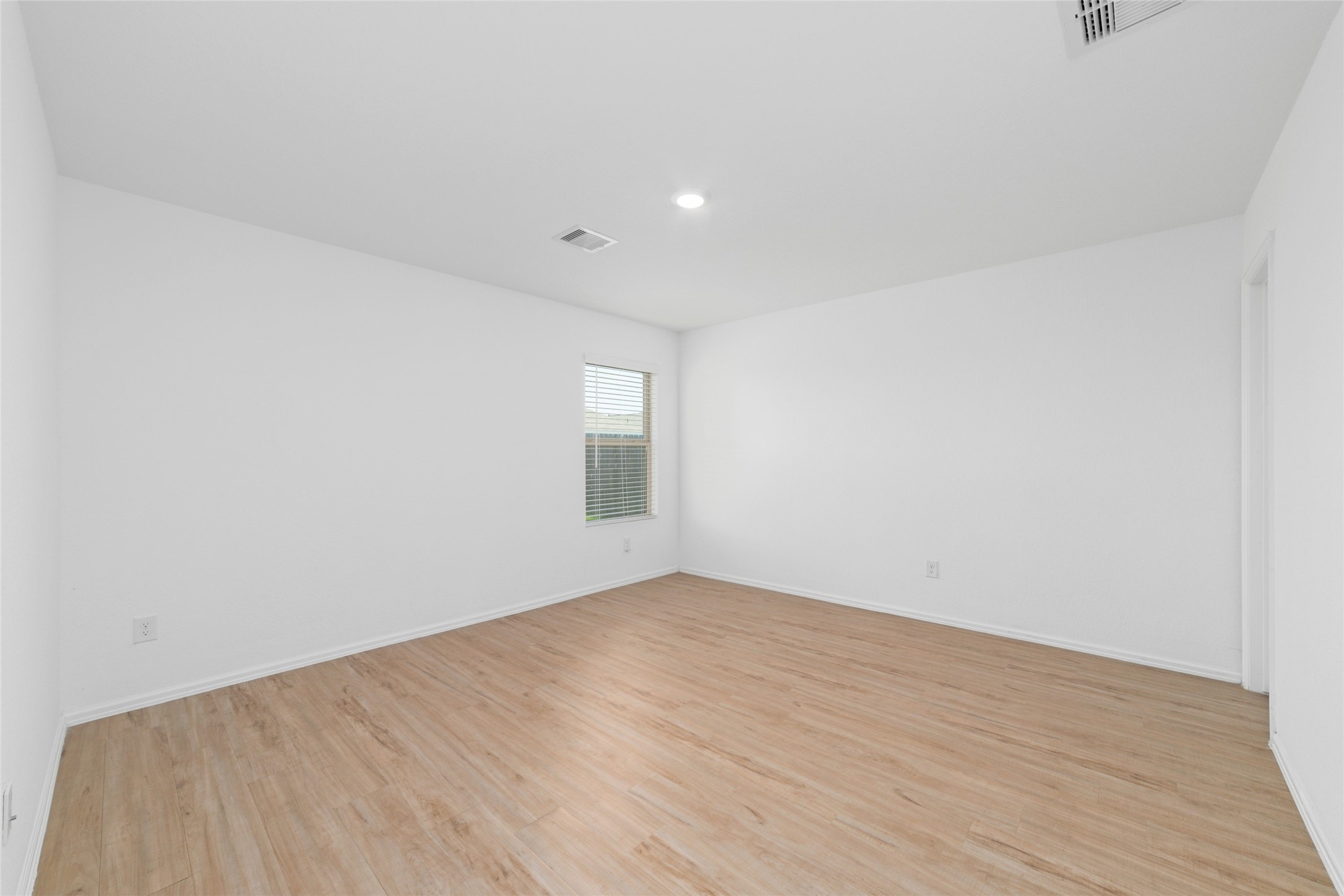 27006 Rimini Point Drive Property Photo 8