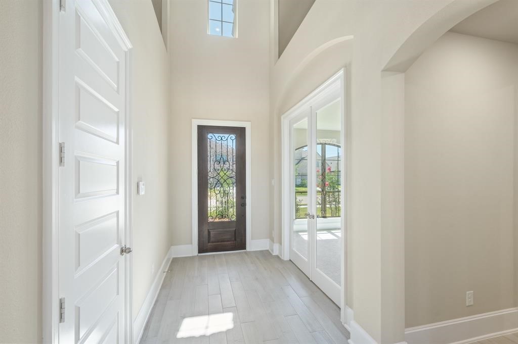 2118 Germander Lane Property Photo 6