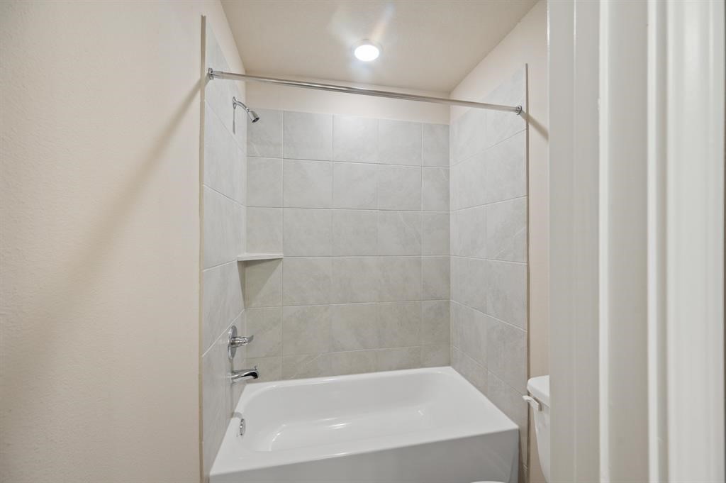 2118 Germander Lane Property Photo 27