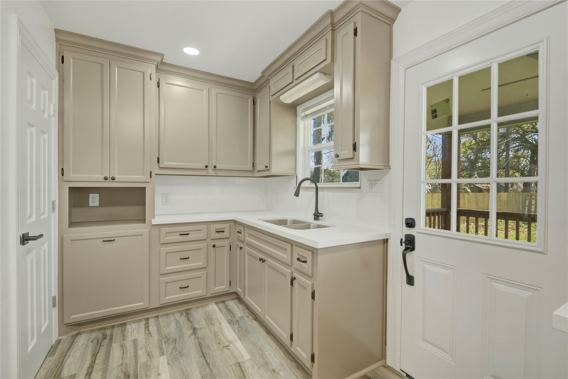 524 Magnolia Street Property Photo 12