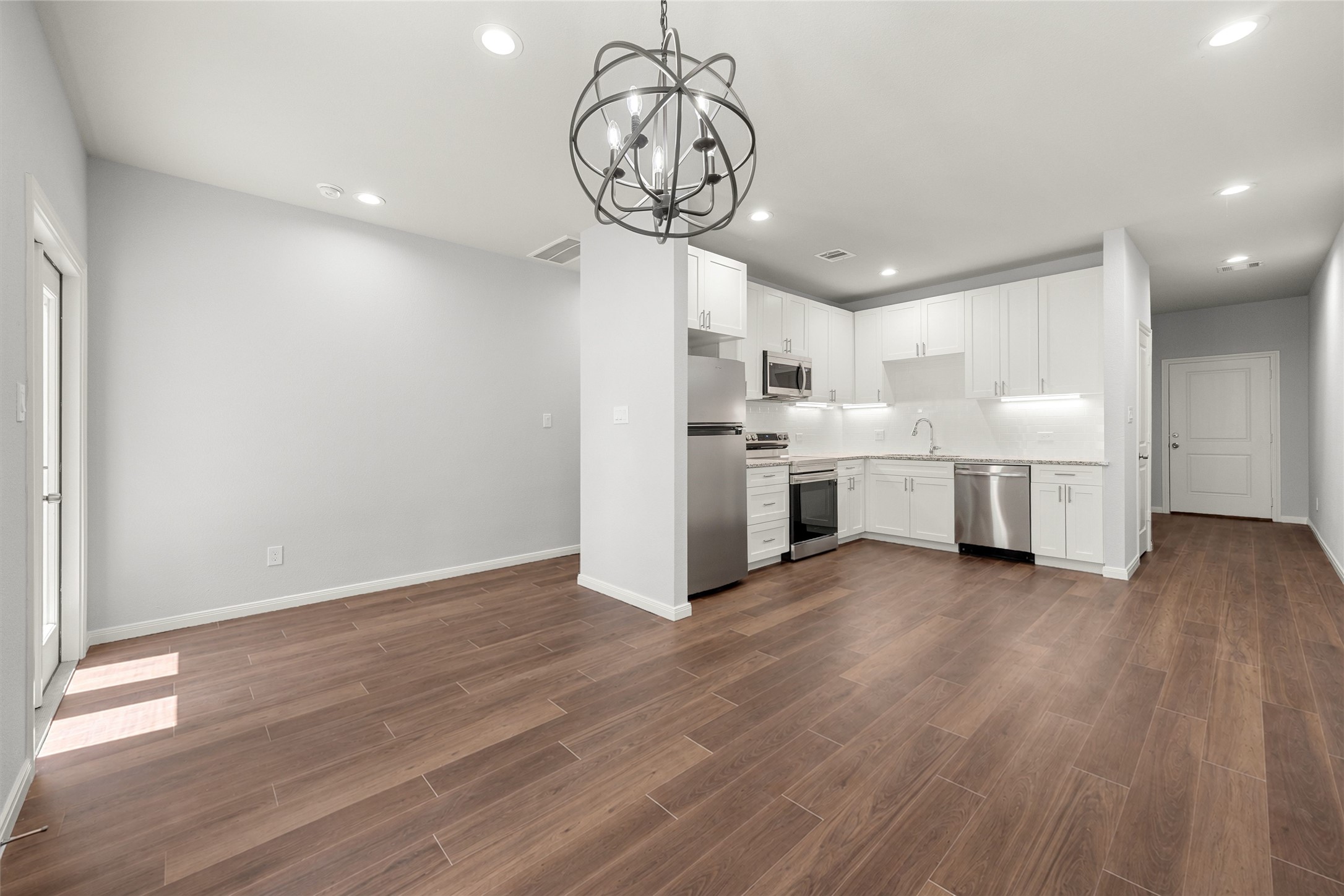 4933 Dalhart Drive Property Photo 11
