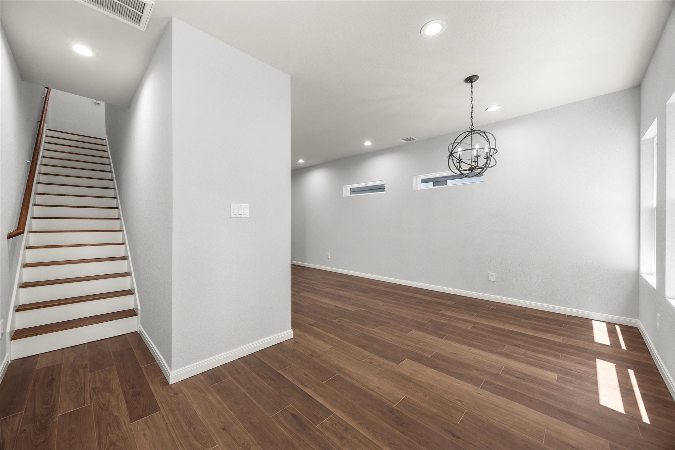 4933 Dalhart Drive Property Photo 16