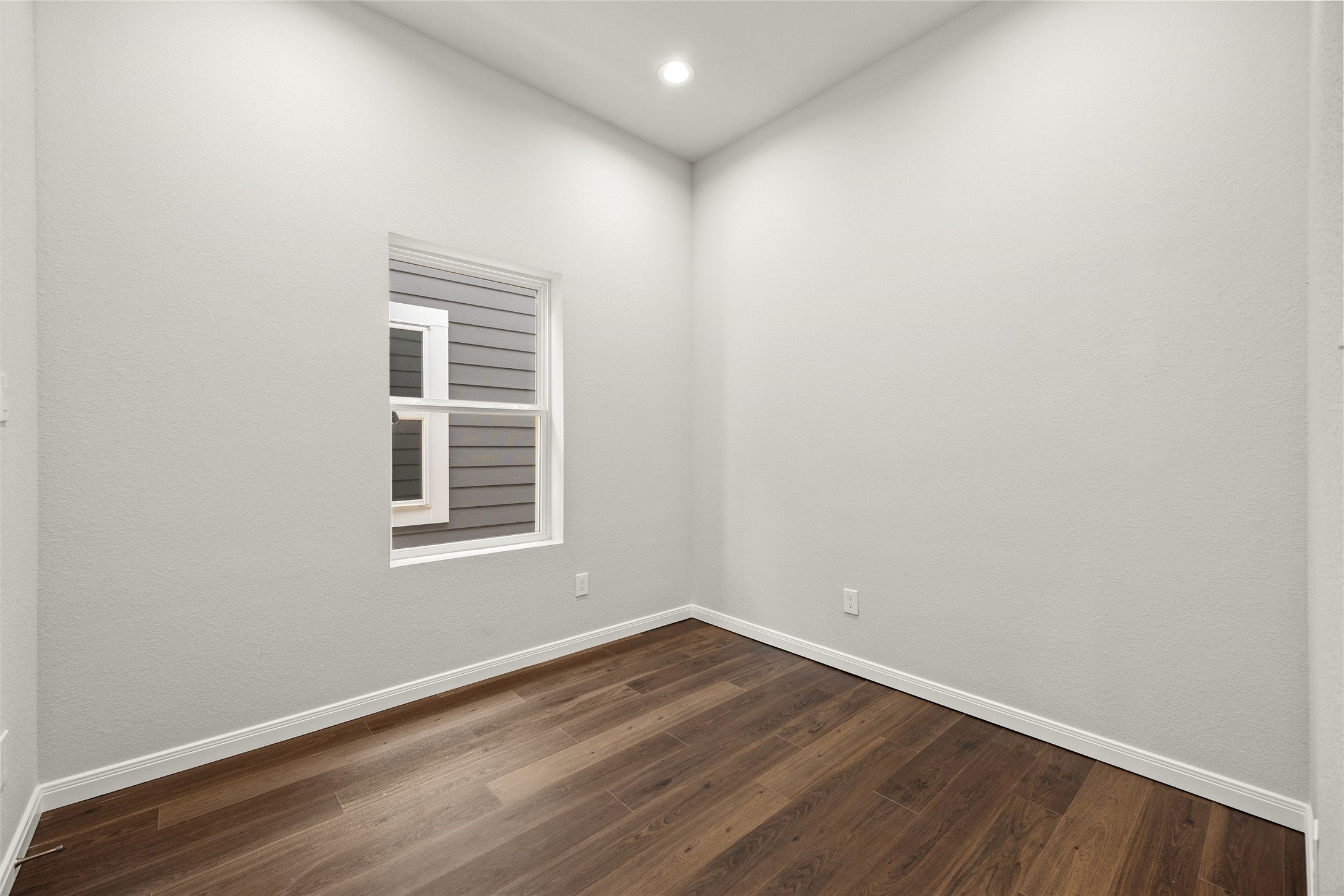 4933 Dalhart Drive Property Photo 24