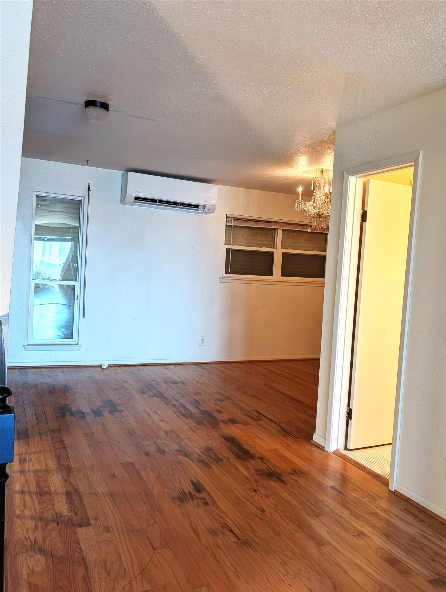 8402 Seawall Boulevard 4 Property Photo 9