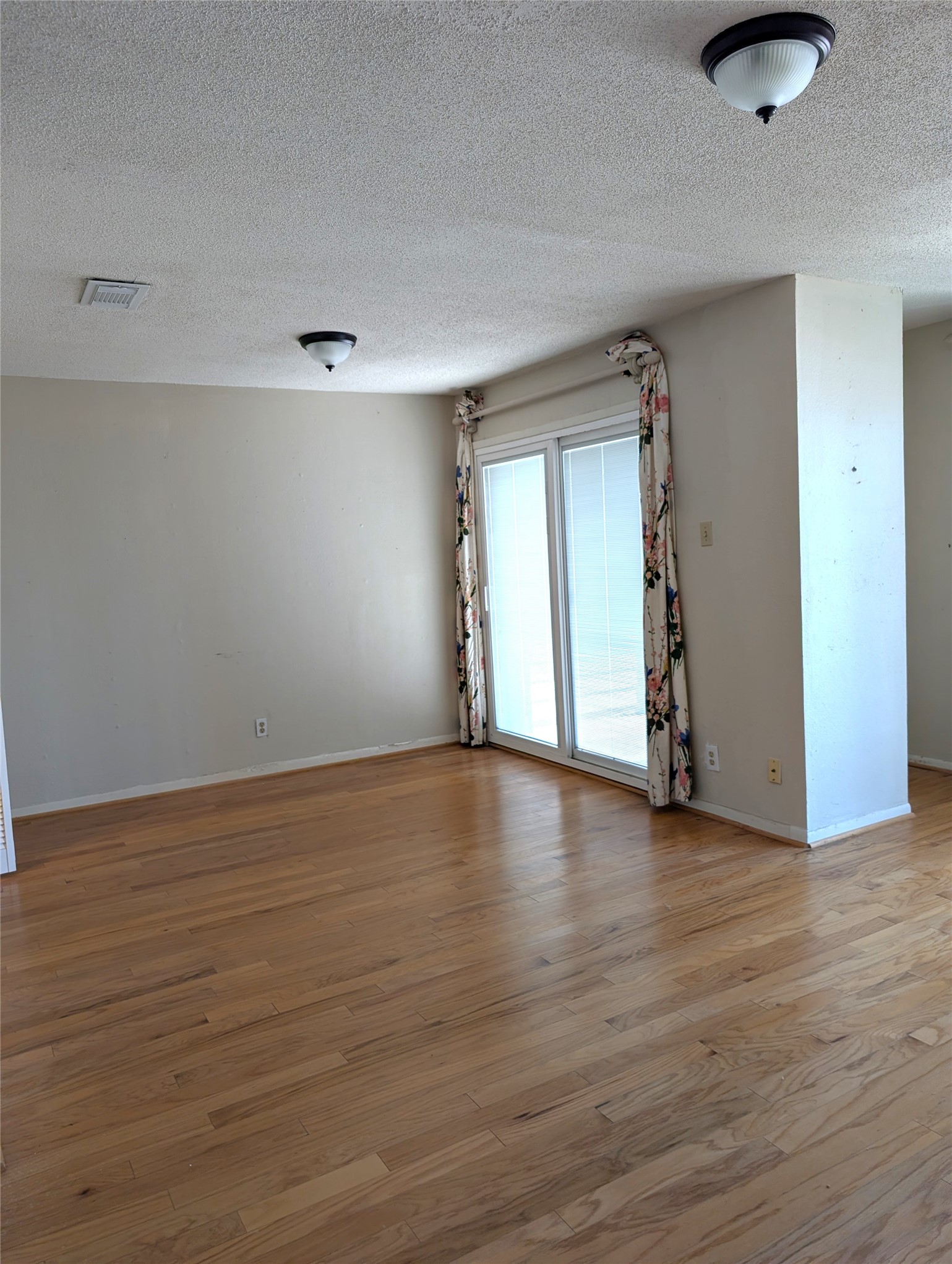 8402 Seawall Boulevard 4 Property Photo 11