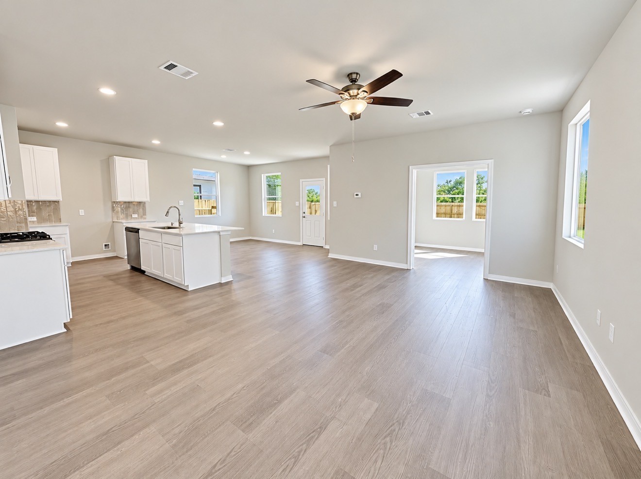 400 Hickory Hills Drive Property Photo 1