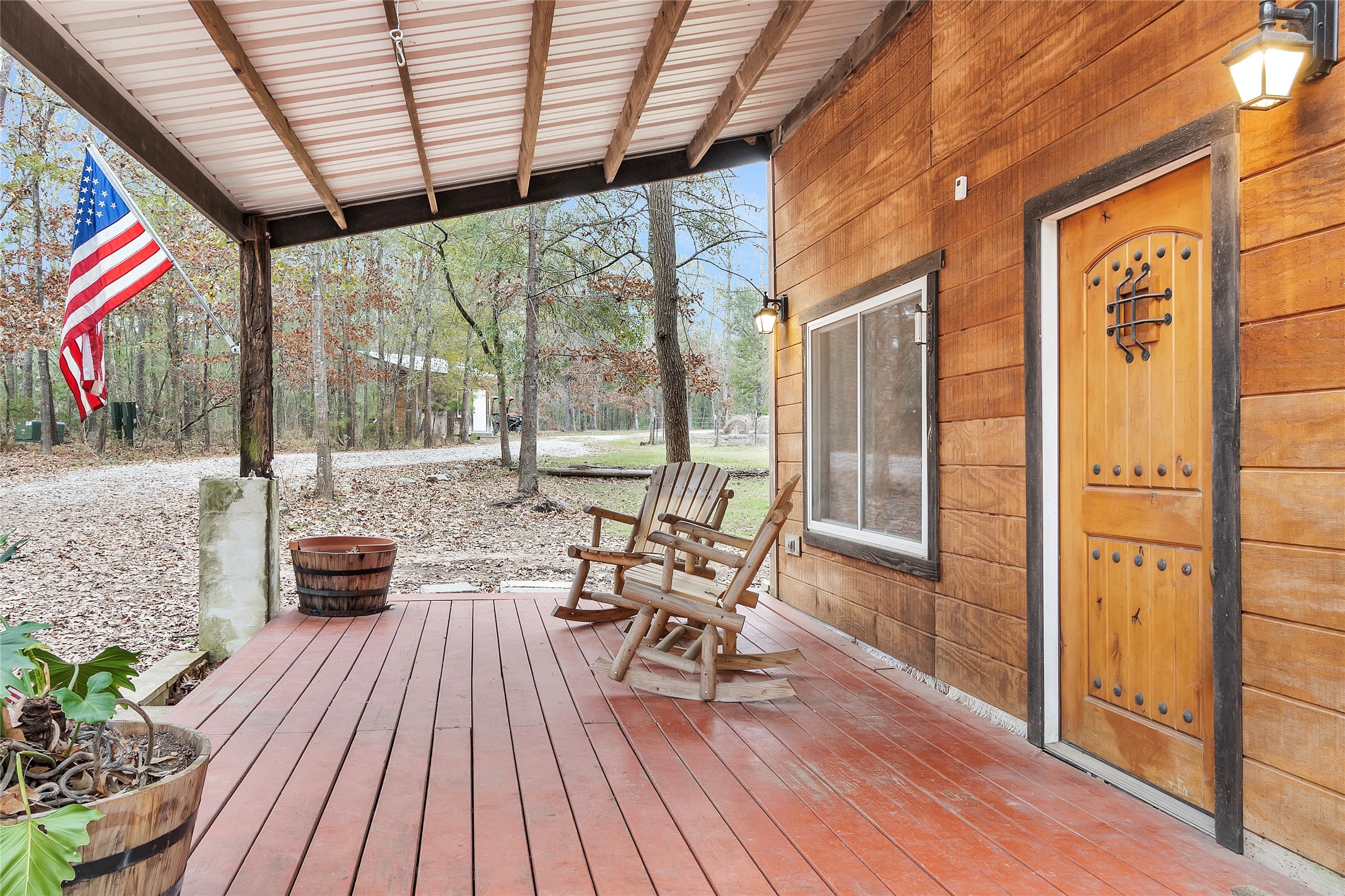 7261 Forest Hills Drive Property Photo 2