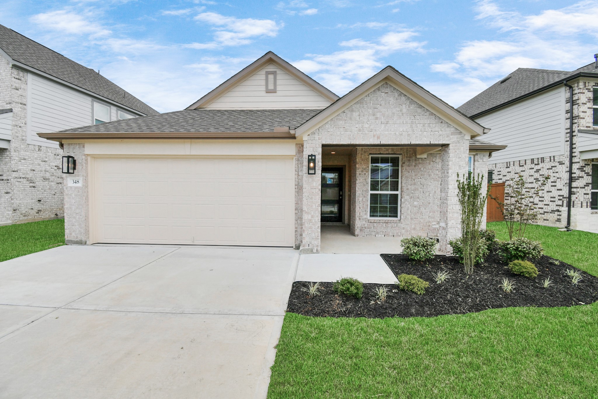 24615 Broad Park Ct Property Photo 1