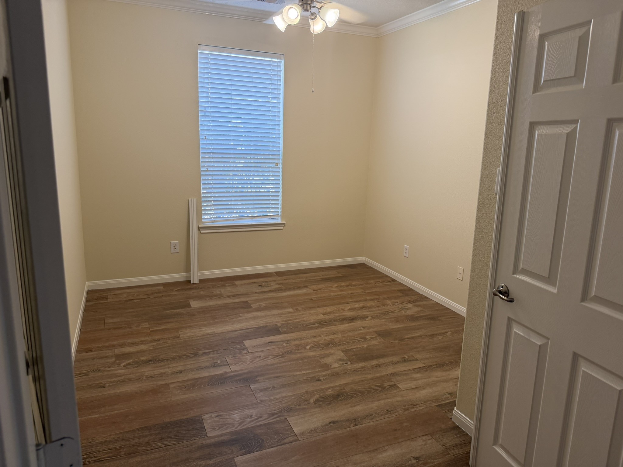 21406 Avalon Queen Drive Property Photo 8