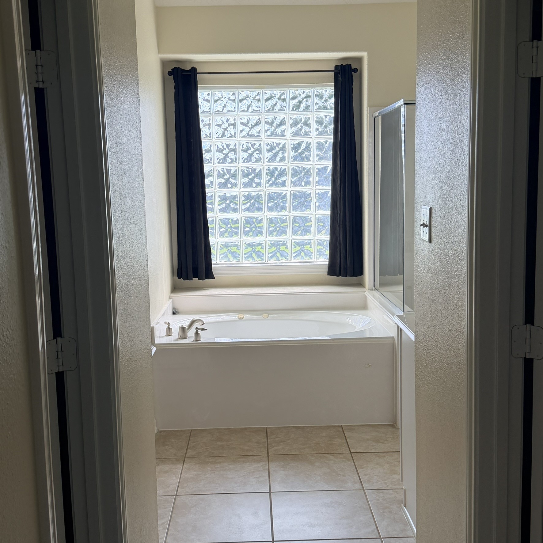 21406 Avalon Queen Drive Property Photo 12