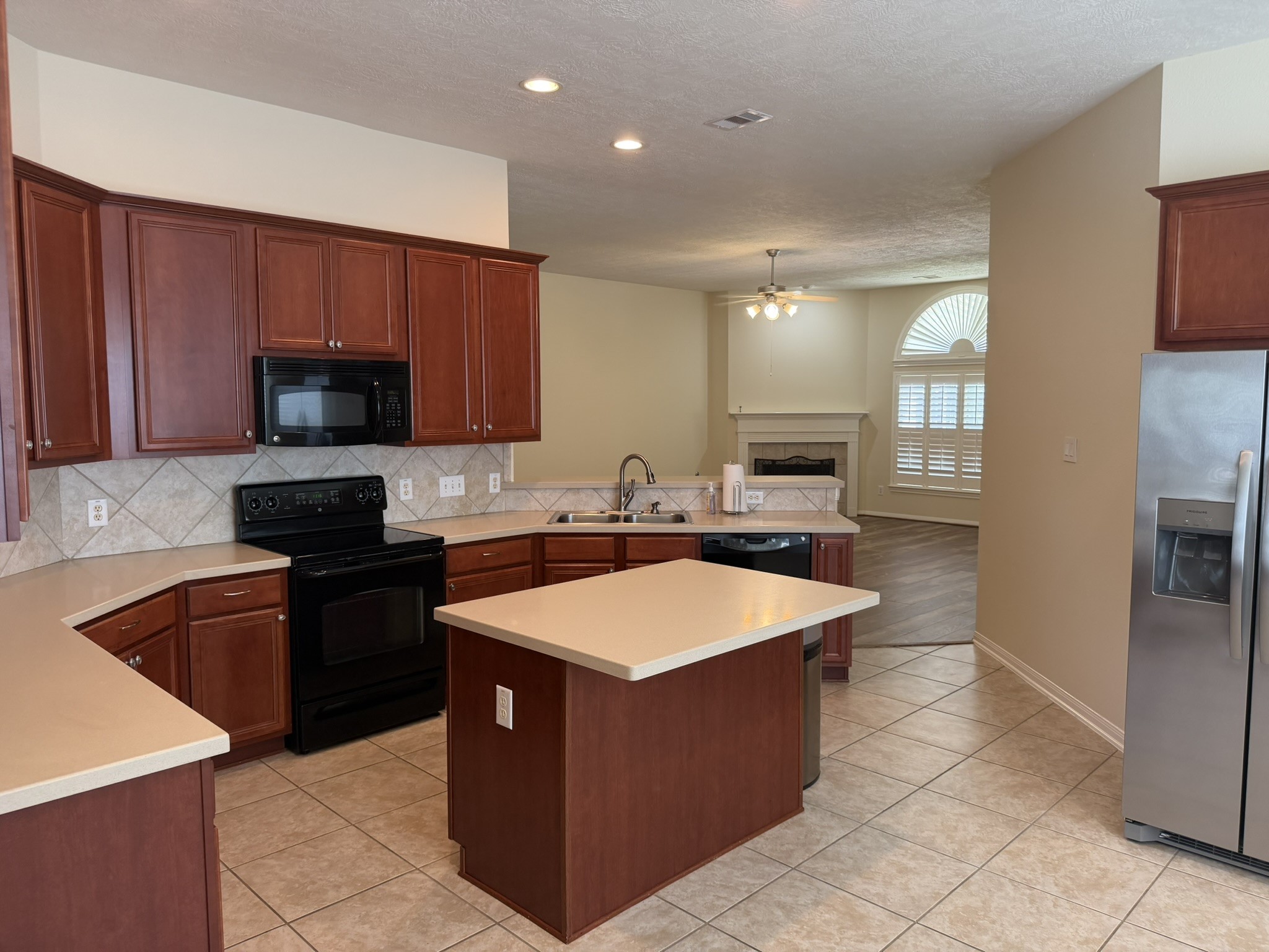 21406 Avalon Queen Drive Property Photo 31