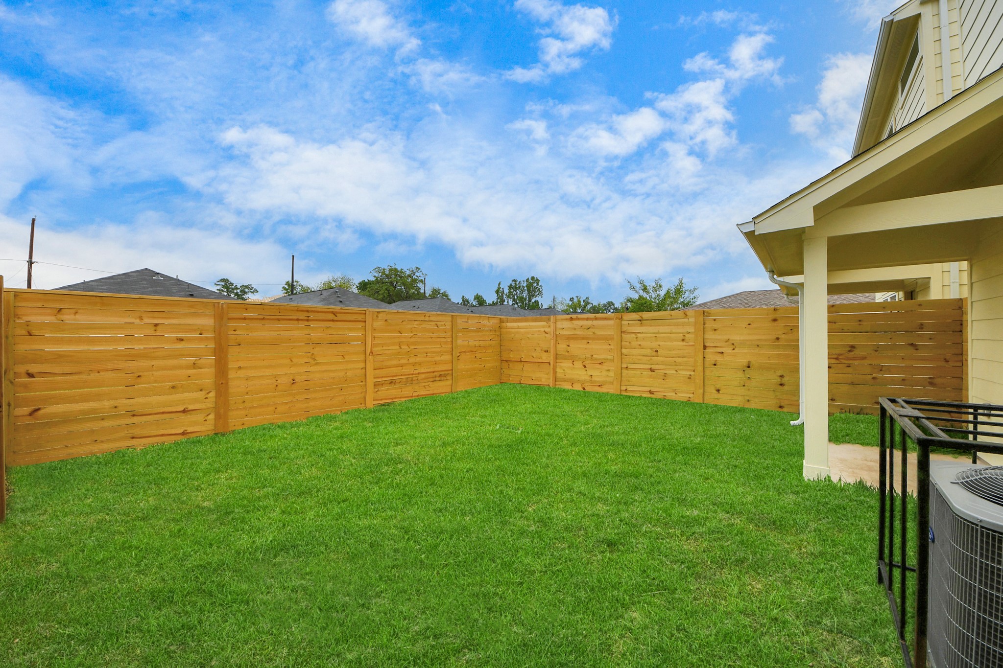 7542 Charlie Street Property Photo 4