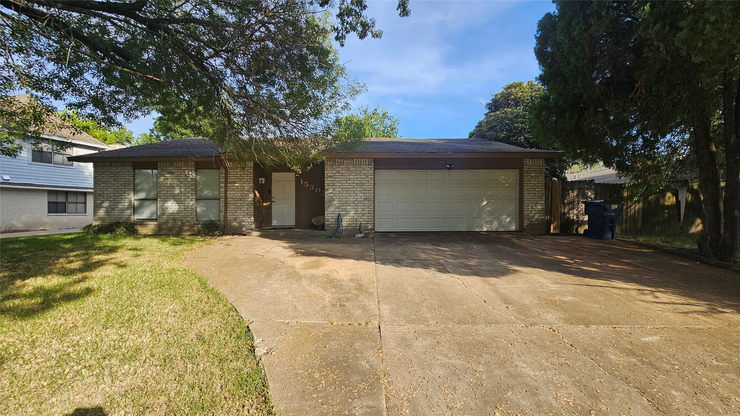 15303 Gran Vista Drive Property Photo 1