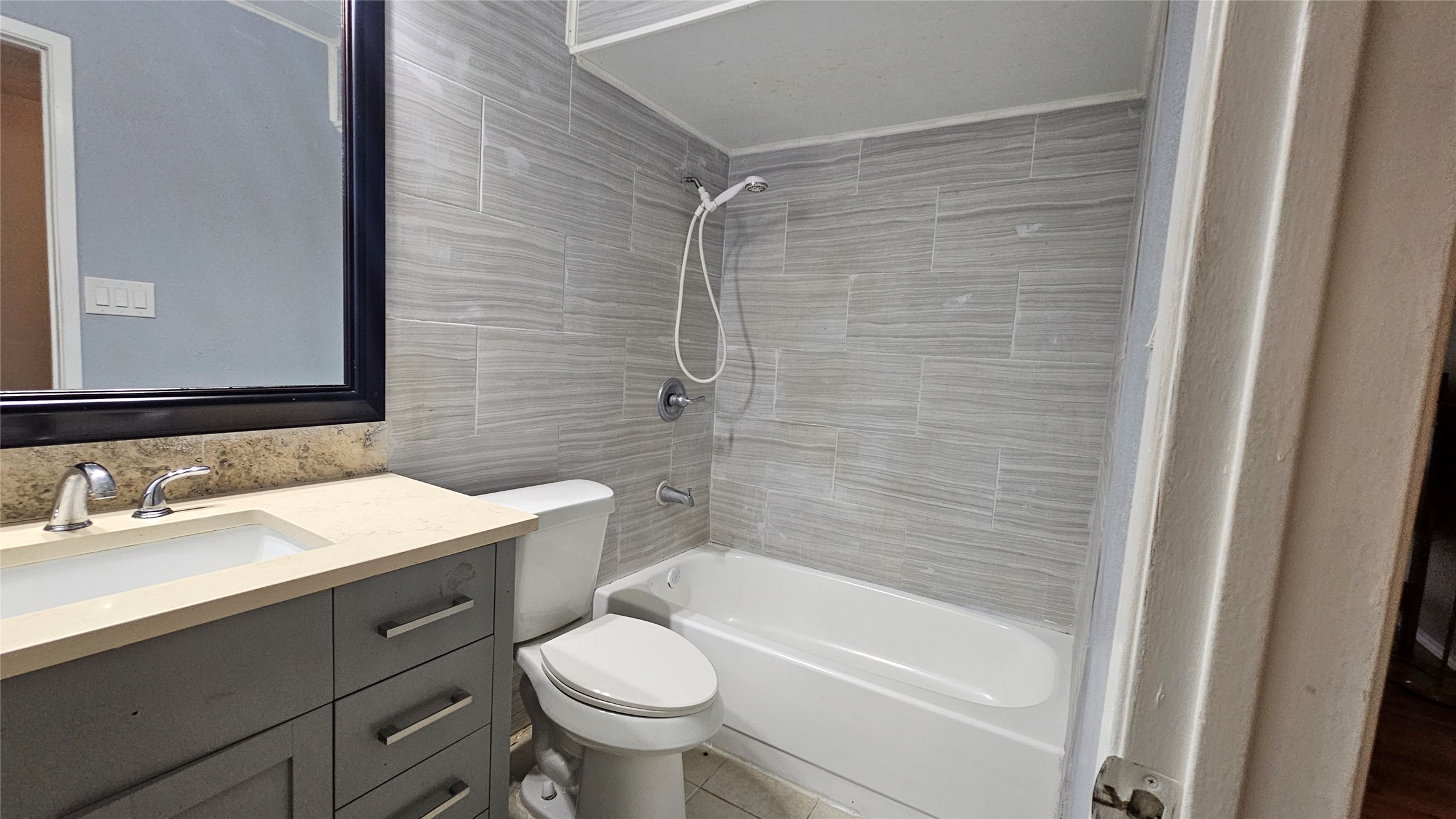 15303 Gran Vista Drive Property Photo 8