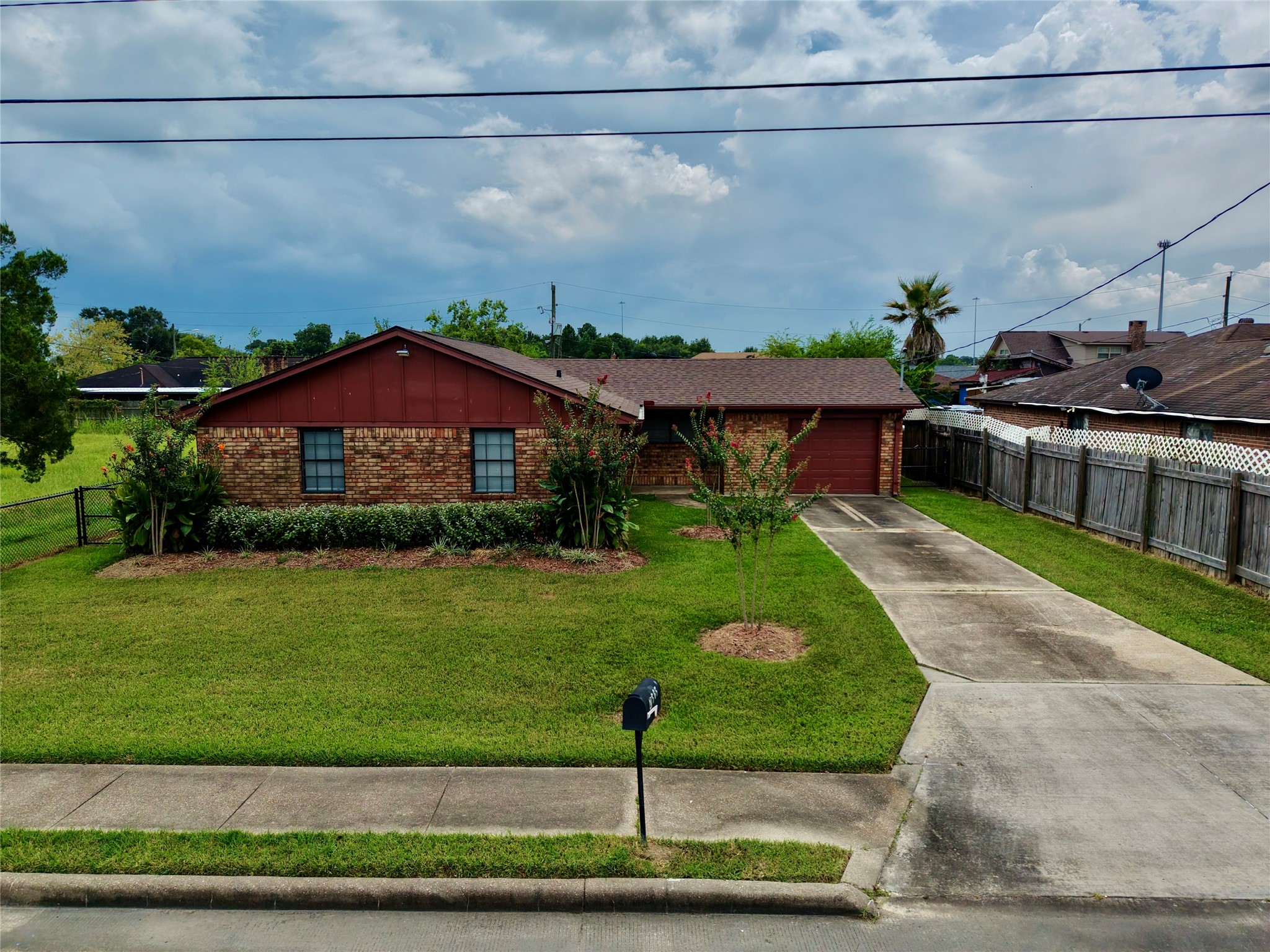 2565 W Virginia Street Property Photo 1