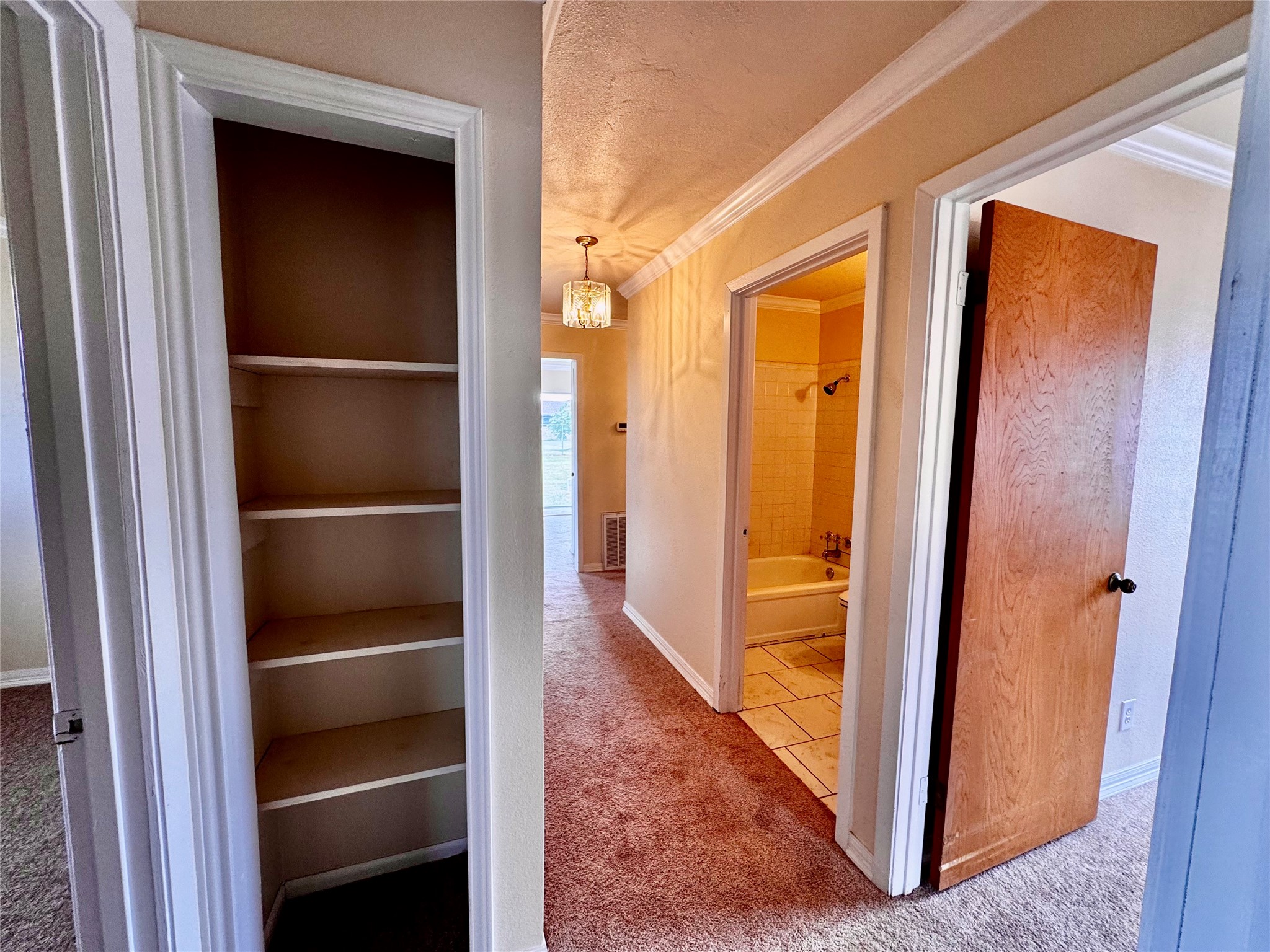 2565 W Virginia Street Property Photo 10